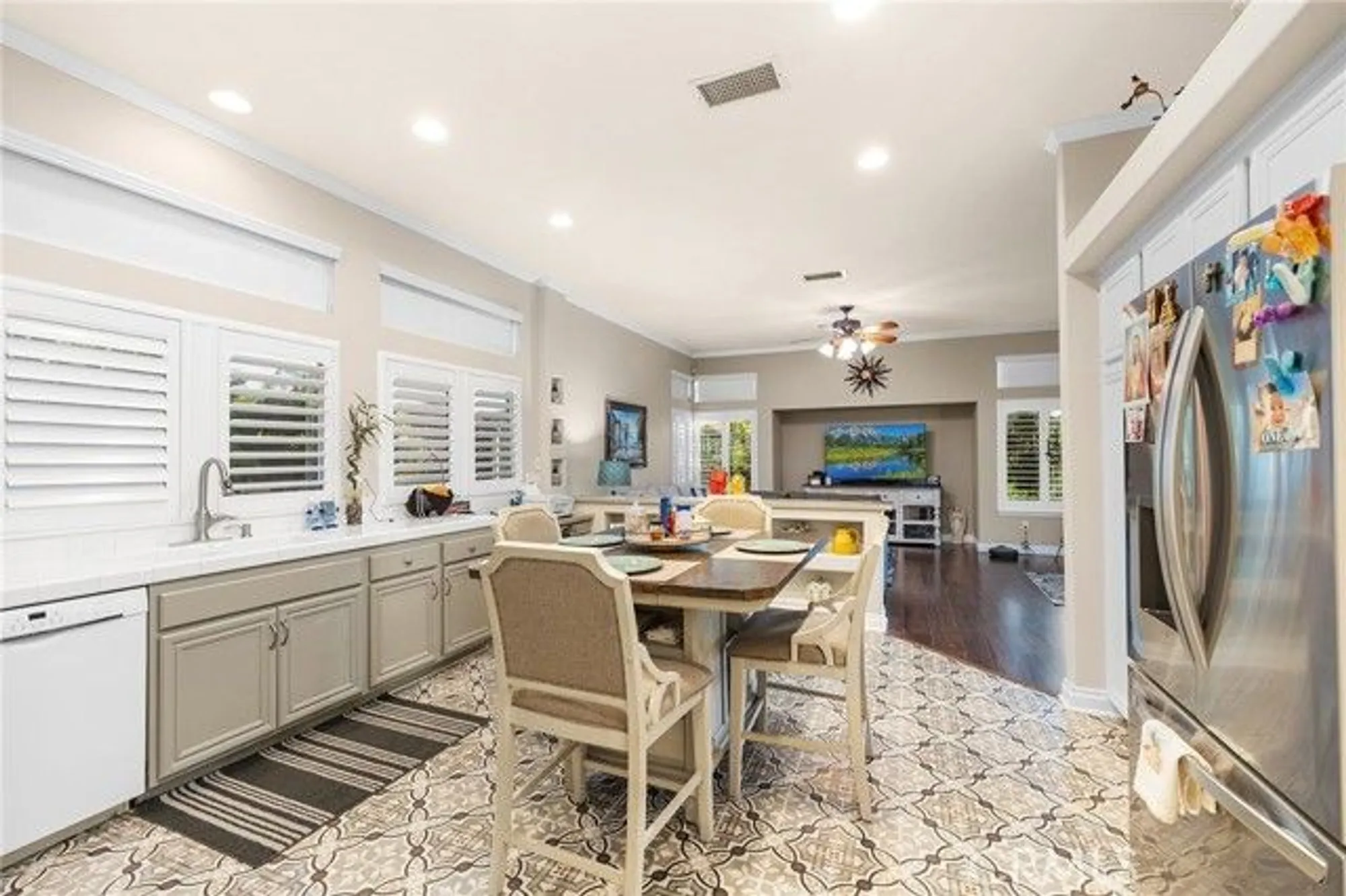 Property Slideshow image 15 of 50 | 2157 pecan tree st, Hemet, CA, 92545