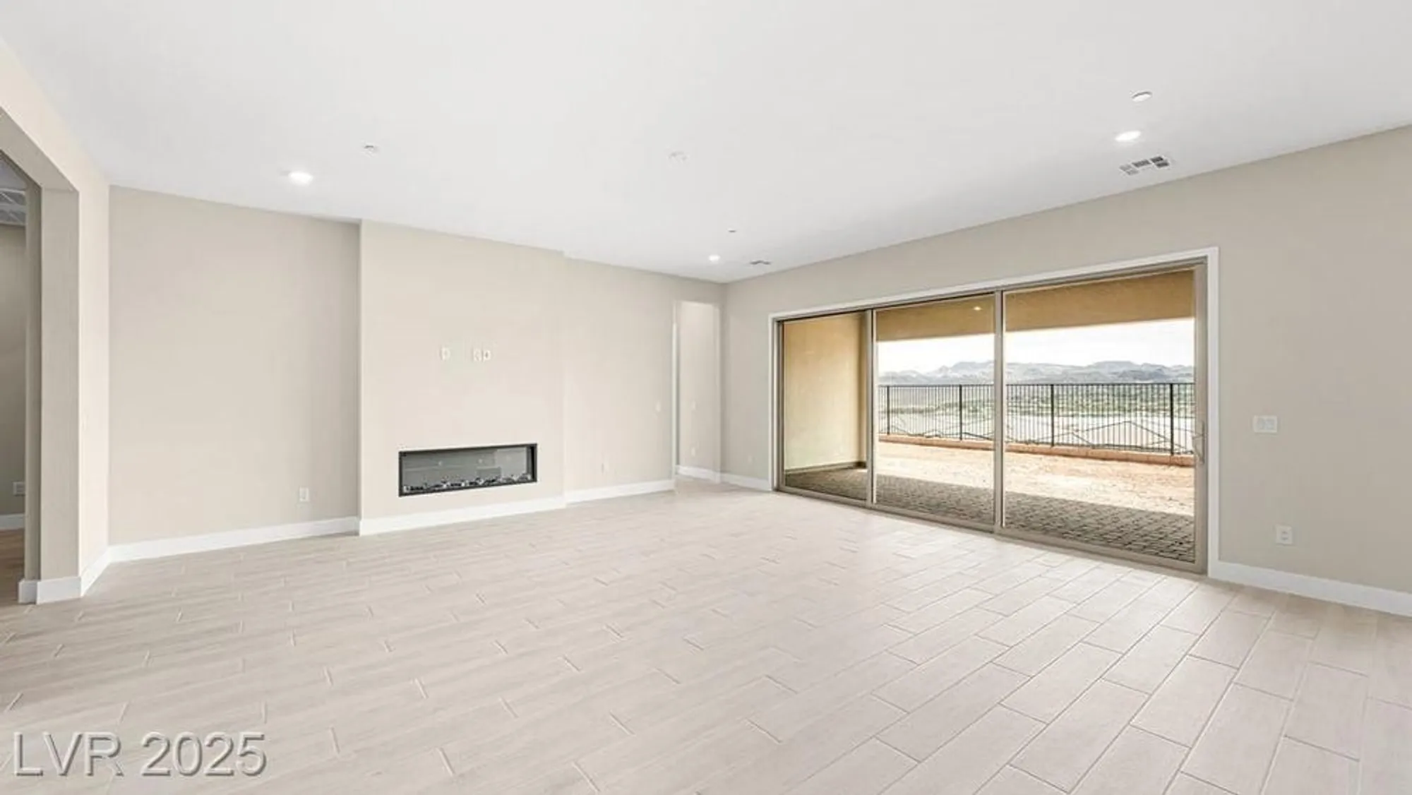 Property Slideshow image 9 of 48 | 237 paraggi bay dr, Henderson, NV, 89011