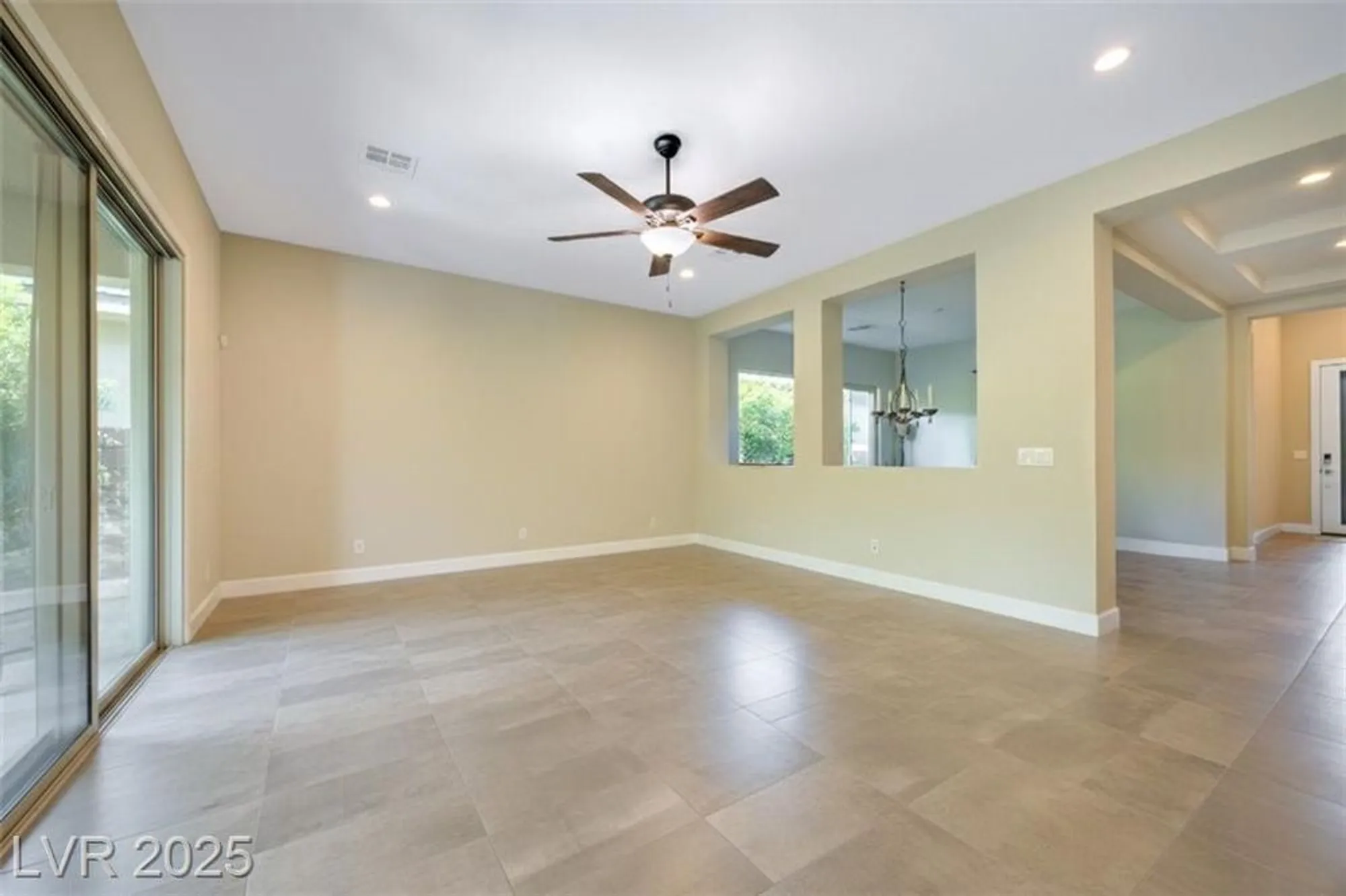 Property Slideshow image 16 of 41 | 6673 titanium crest st, Las Vegas, NV, 89148