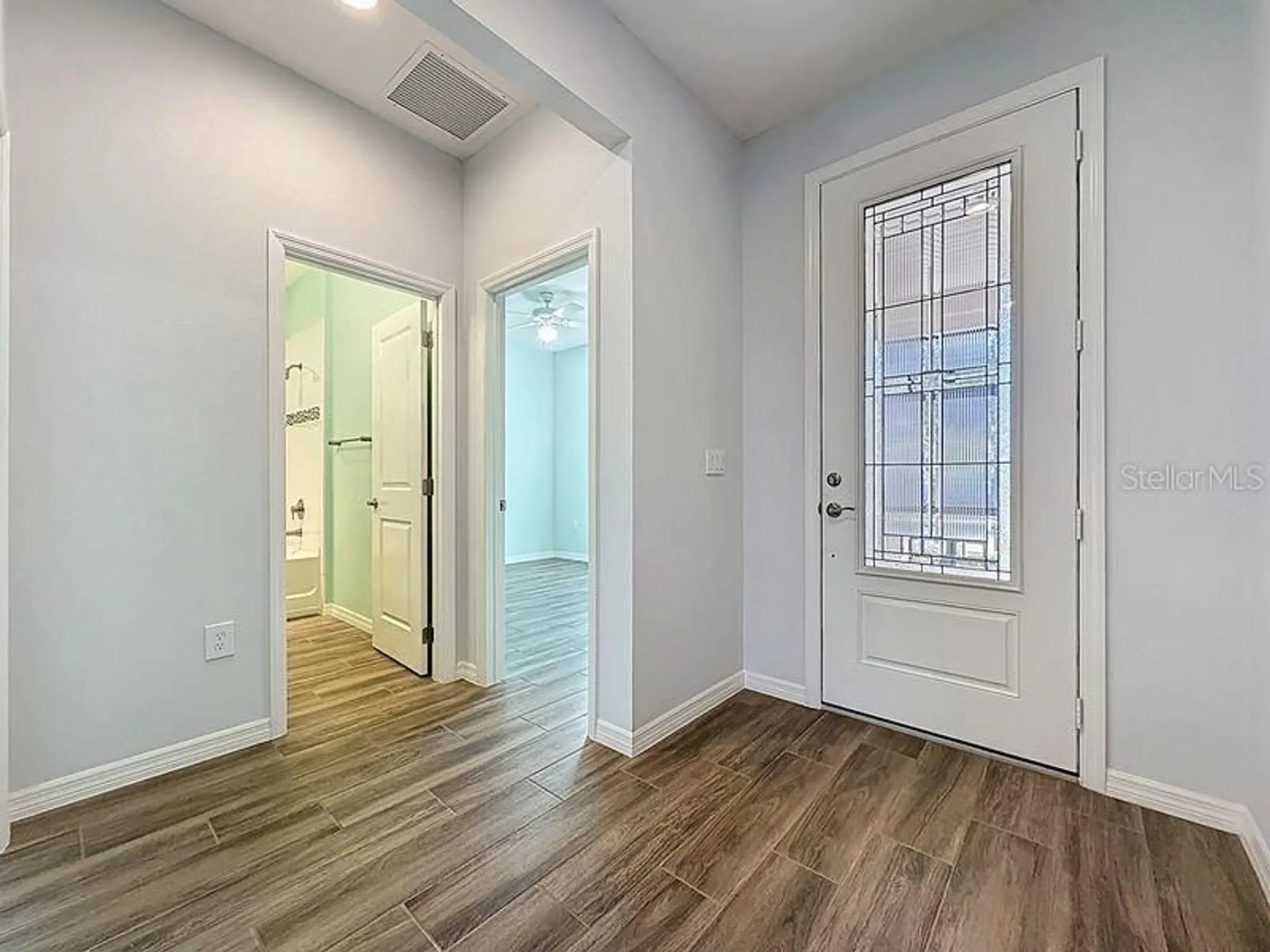 Property Slideshow image 4 of 40 | 537 narrow view ln, Groveland, FL, 34736