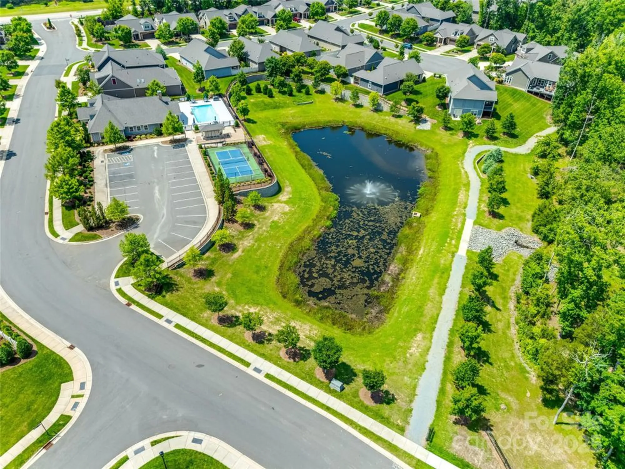 Property Slideshow image 31 of 32 | 2261 lincolnshire ln, Waxhaw, NC, 28173