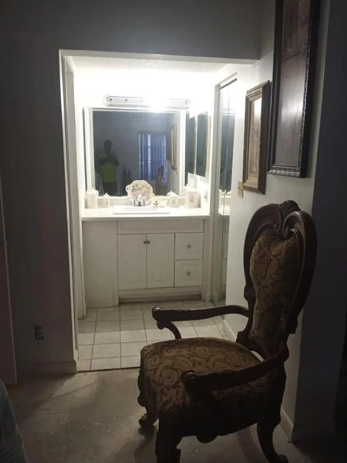 Property Slideshow image 12 of 45 | 3521 inverrary dr 110, Lauderhill, FL, 33319