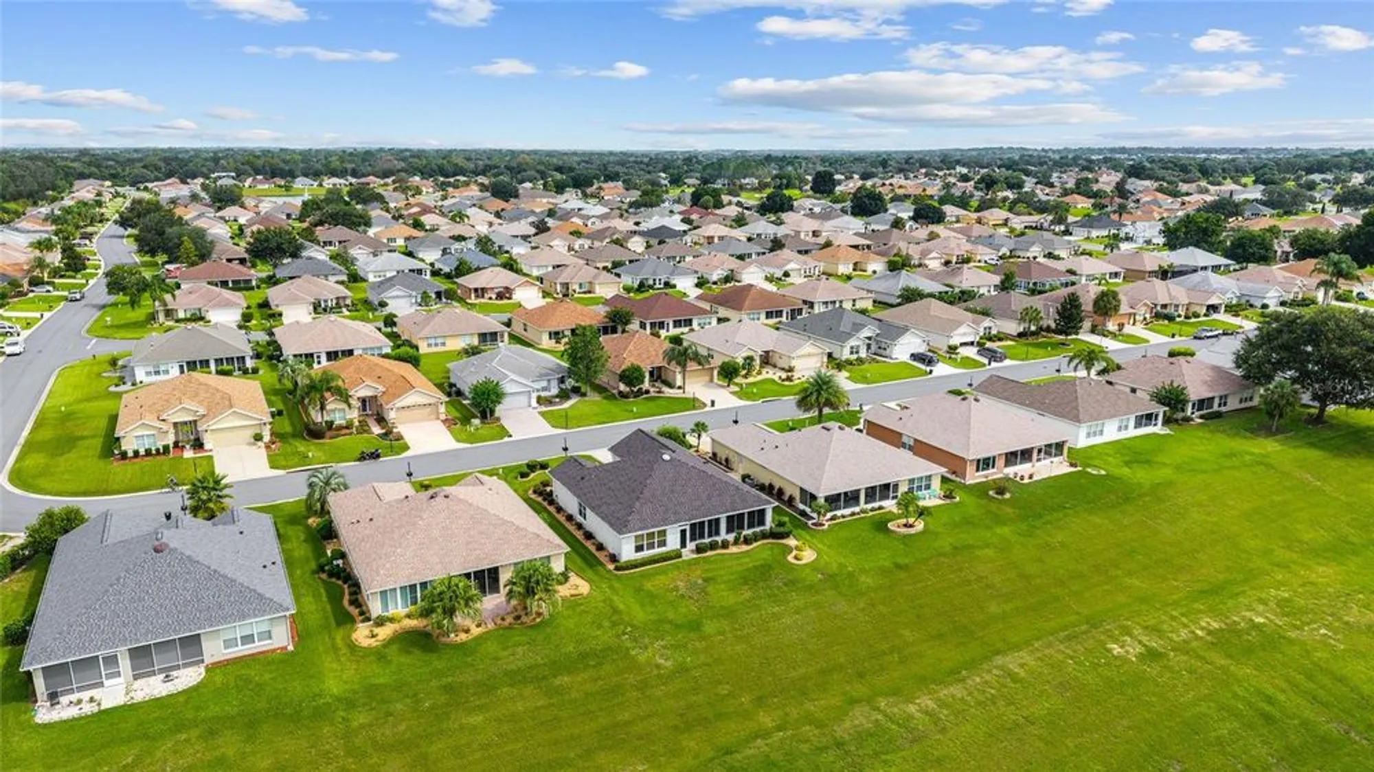 Property Slideshow image 16 of 66 | 13430 se 86th cir, Summerfield, FL, 34491