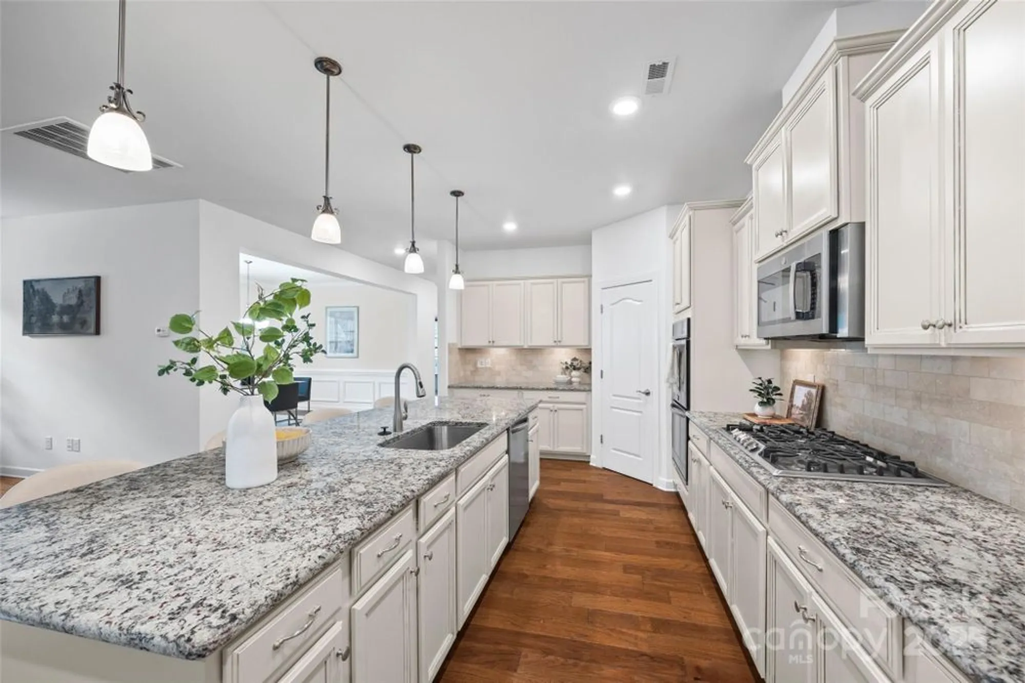 Property Slideshow image 11 of 43 | 3158 arches bluff cir, Lancaster, SC, 29720