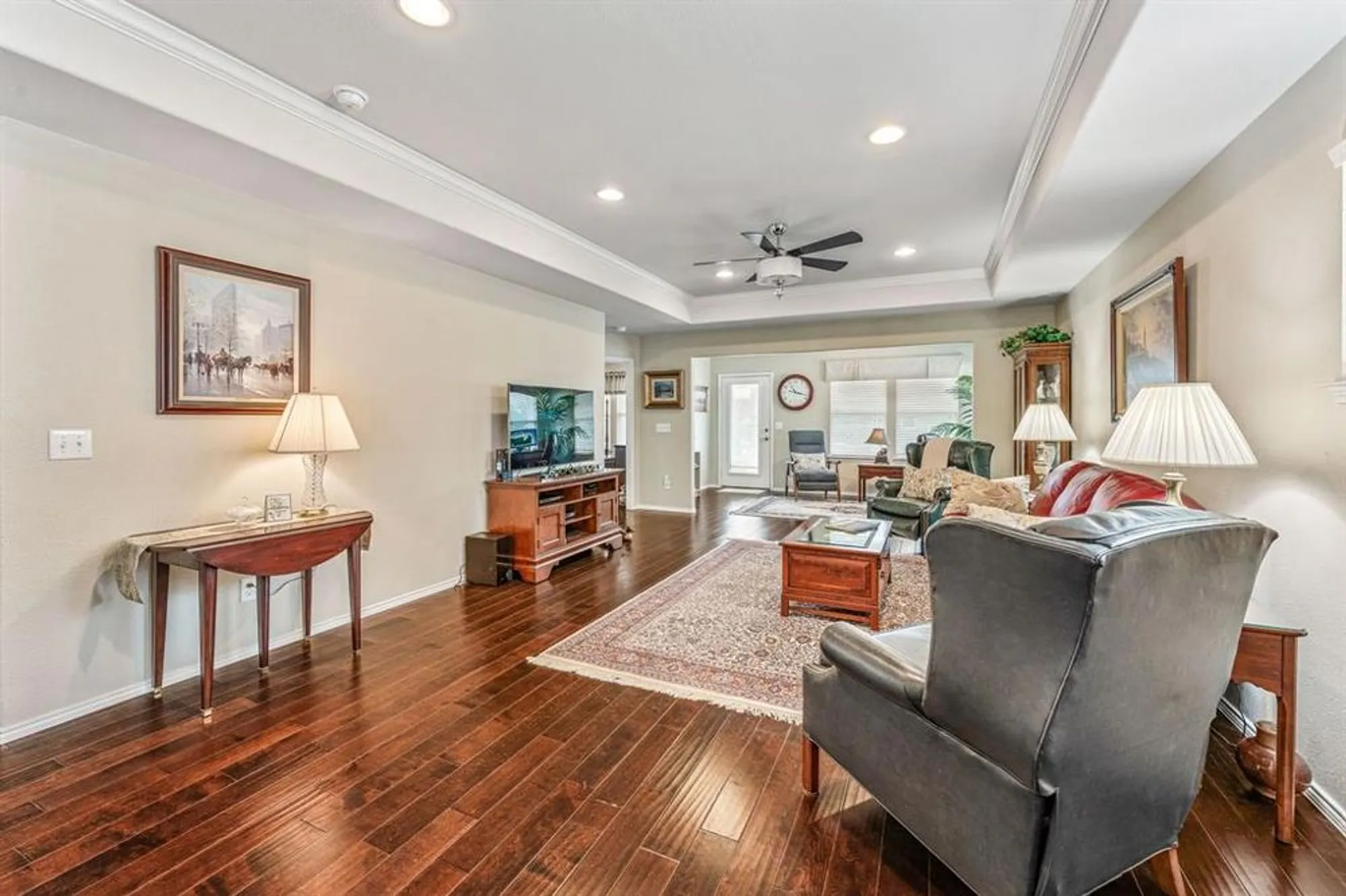 Property Slideshow image 7 of 33 | 3083 oyster bay dr, Frisco, TX, 75036