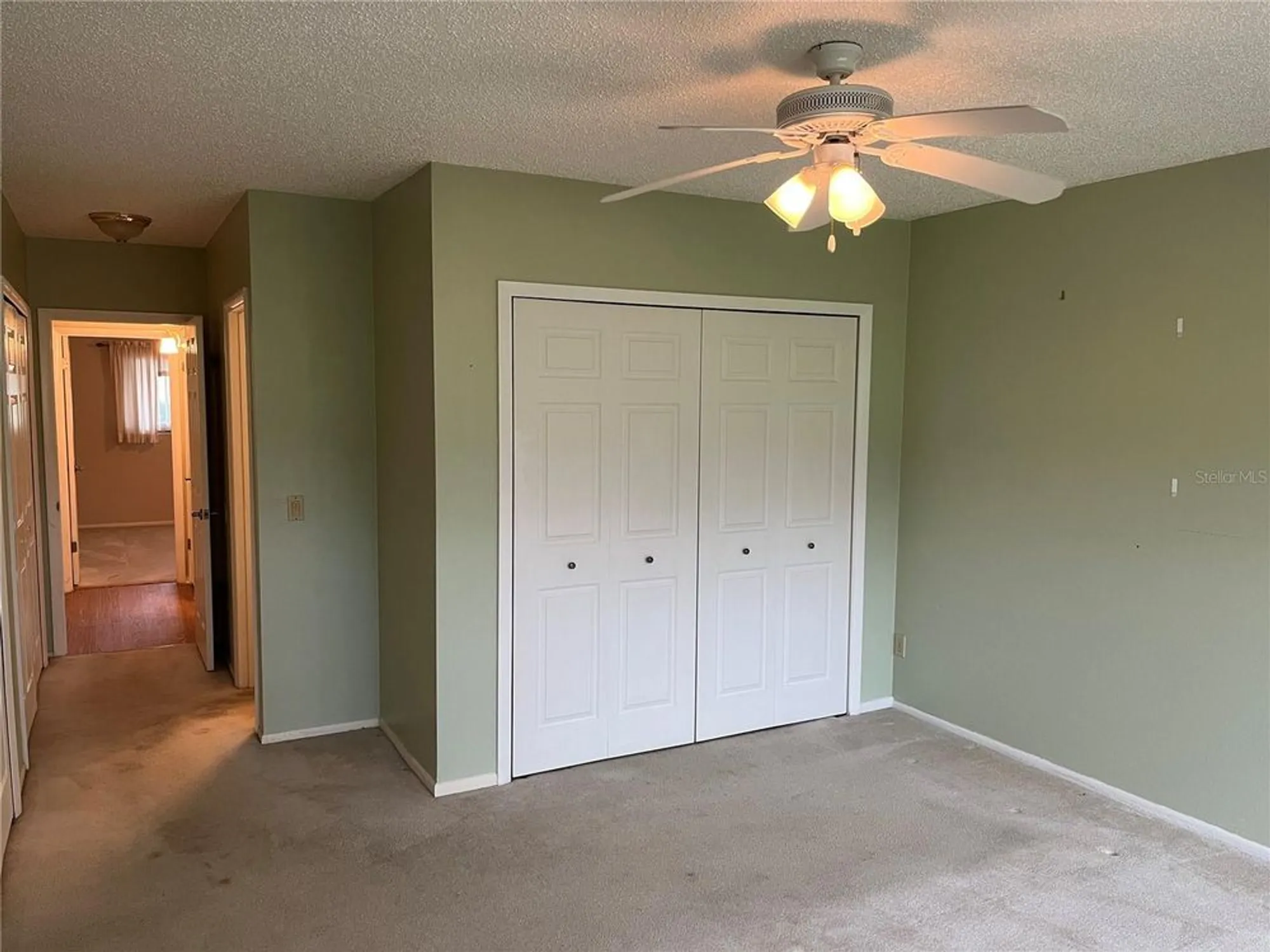 Property Slideshow image 23 of 53 | 2410 franciscan dr 18, Clearwater, FL, 33763