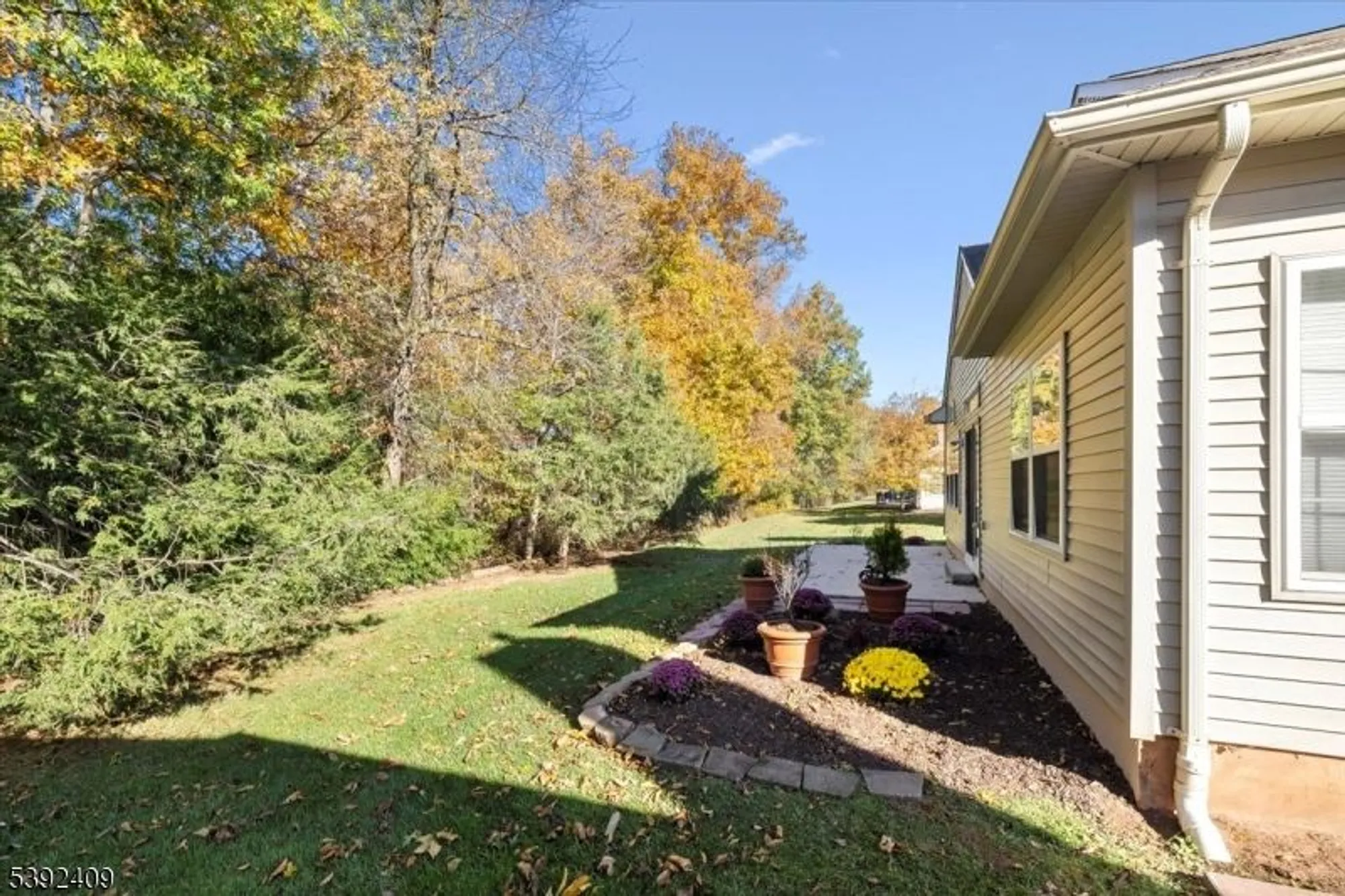Property Slideshow image 21 of 37 | 29 daulton dr, Somerset, NJ, 08873