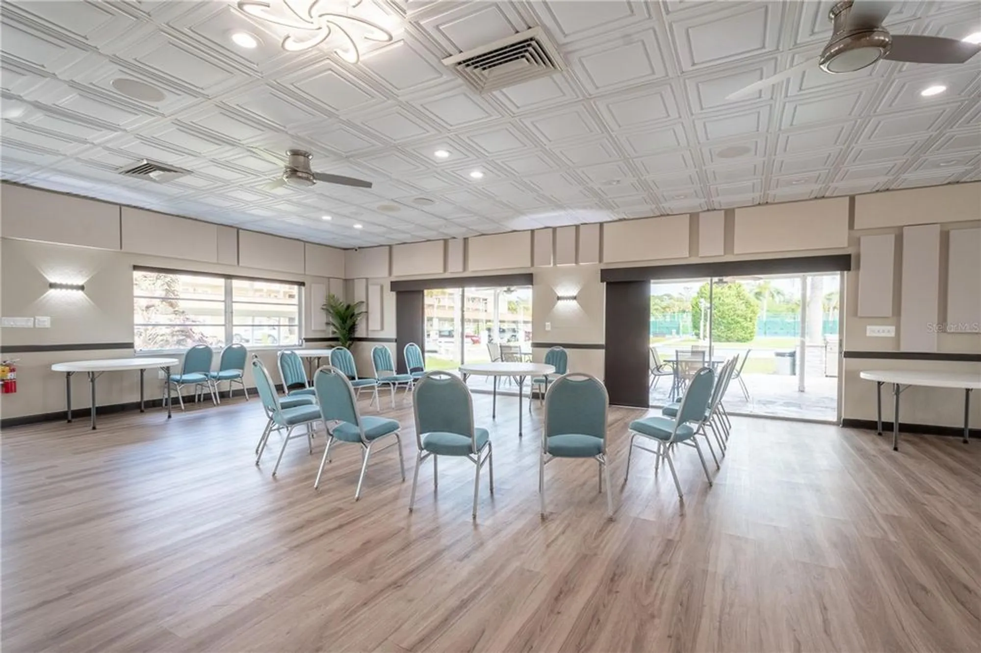 Property Slideshow image 61 of 64 | 345 boca ciega point blvd, Saint Petersburg, FL, 33708