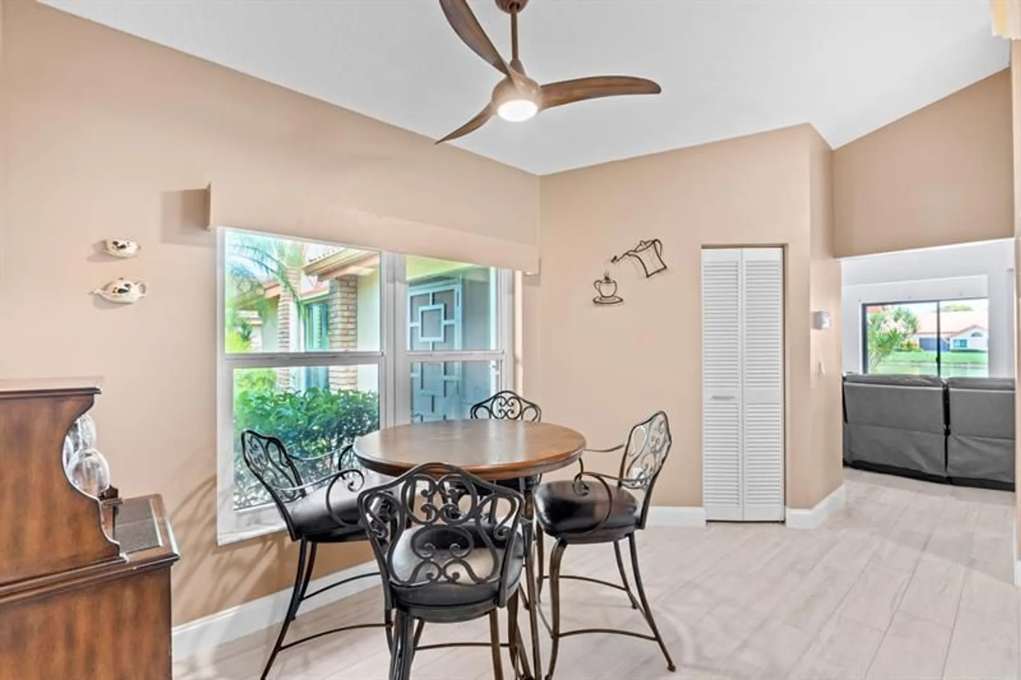 Property Slideshow image 15 of 57 | 8486 heather pl, Boynton Beach, FL, 33472