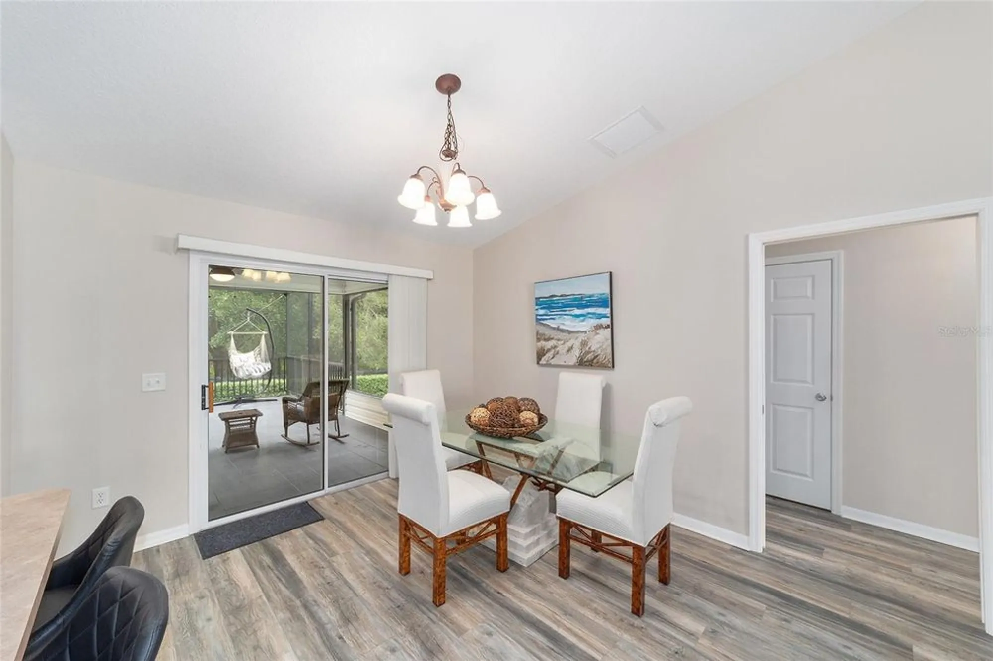 Property Slideshow image 22 of 58 | 2020 harston trl, The Villages, FL, 32162