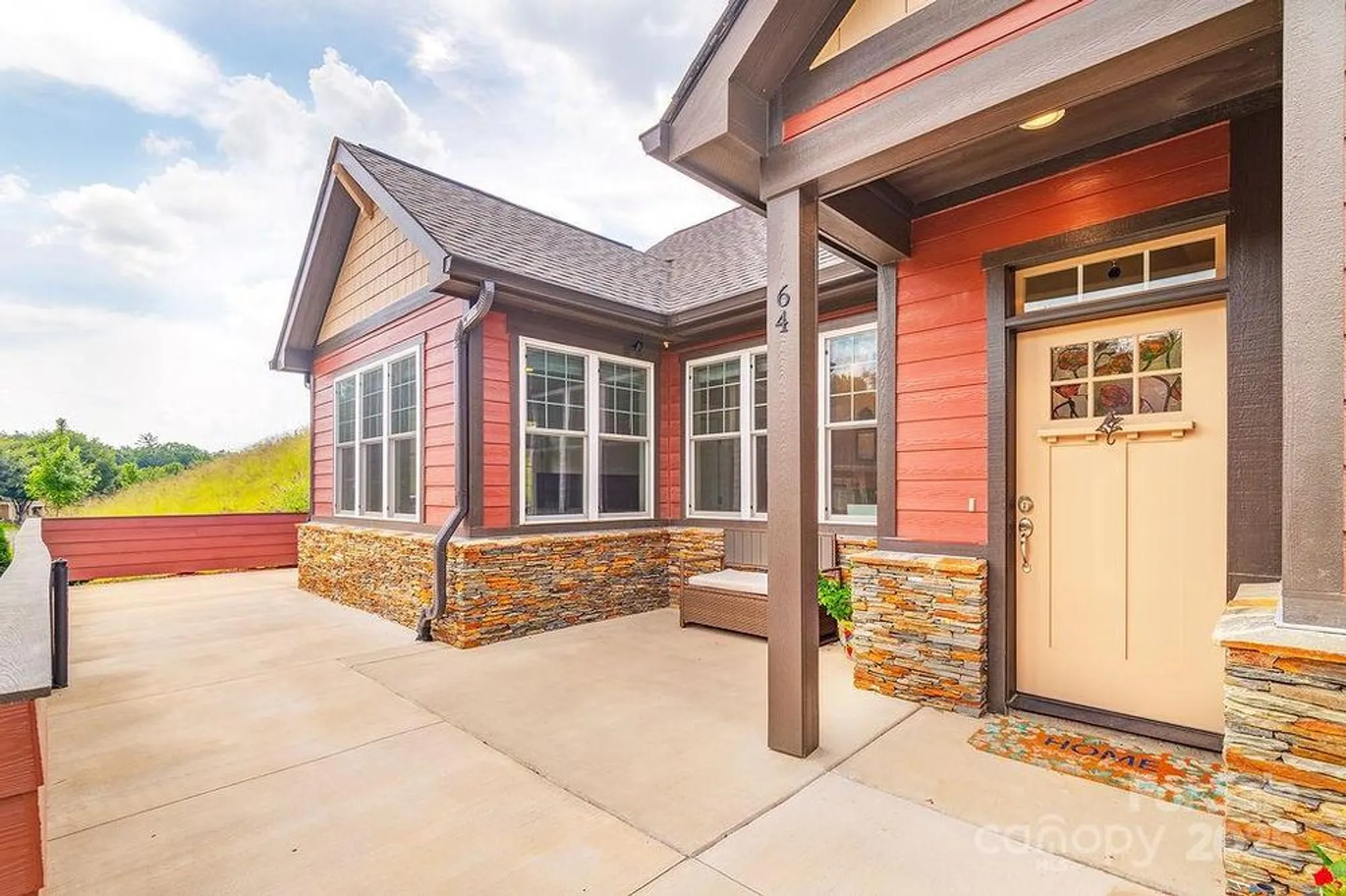 Property Slideshow image 3 of 34 | 64 creekside view dr, Asheville, NC, 28804