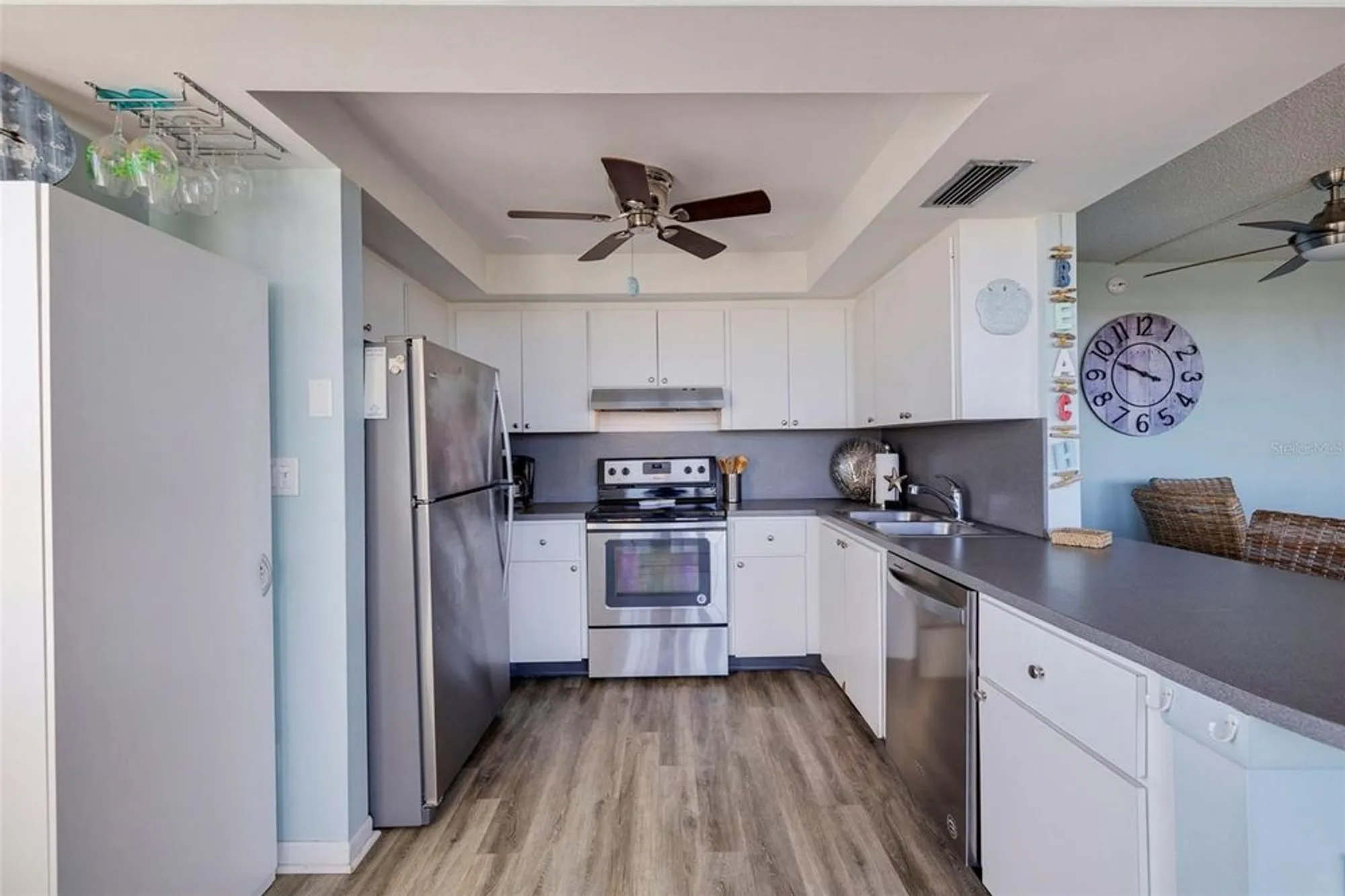 Property Slideshow image 15 of 56 | 6219 palma del mar blvd s apt 602, St Petersburg, FL, 33715
