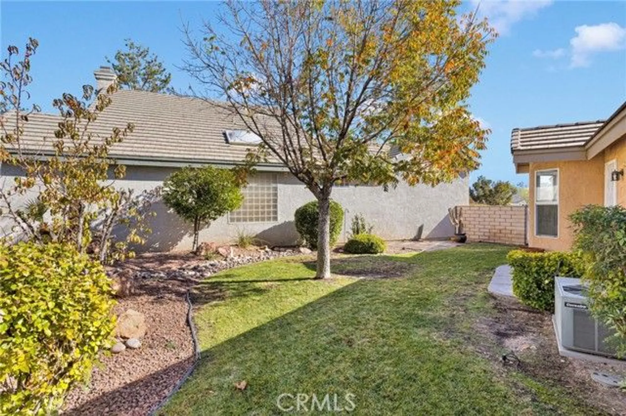 Property Slideshow image 22 of 28 | 11236 bunker cir, Apple Valley, CA, 92308