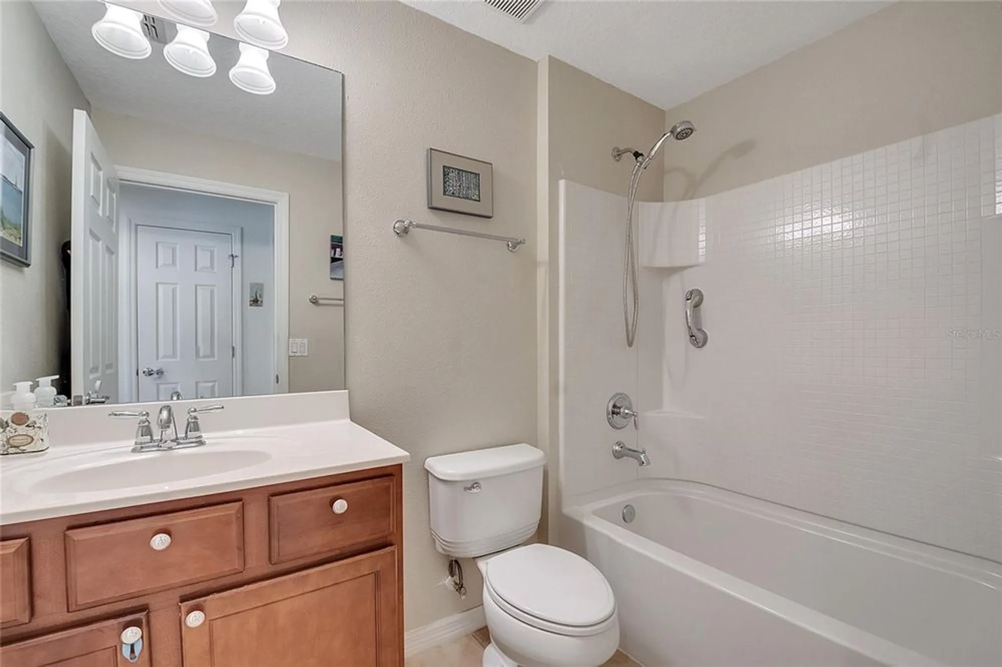 Property Slideshow image 23 of 53 | 11959 fiore dr, Orlando, FL, 32827