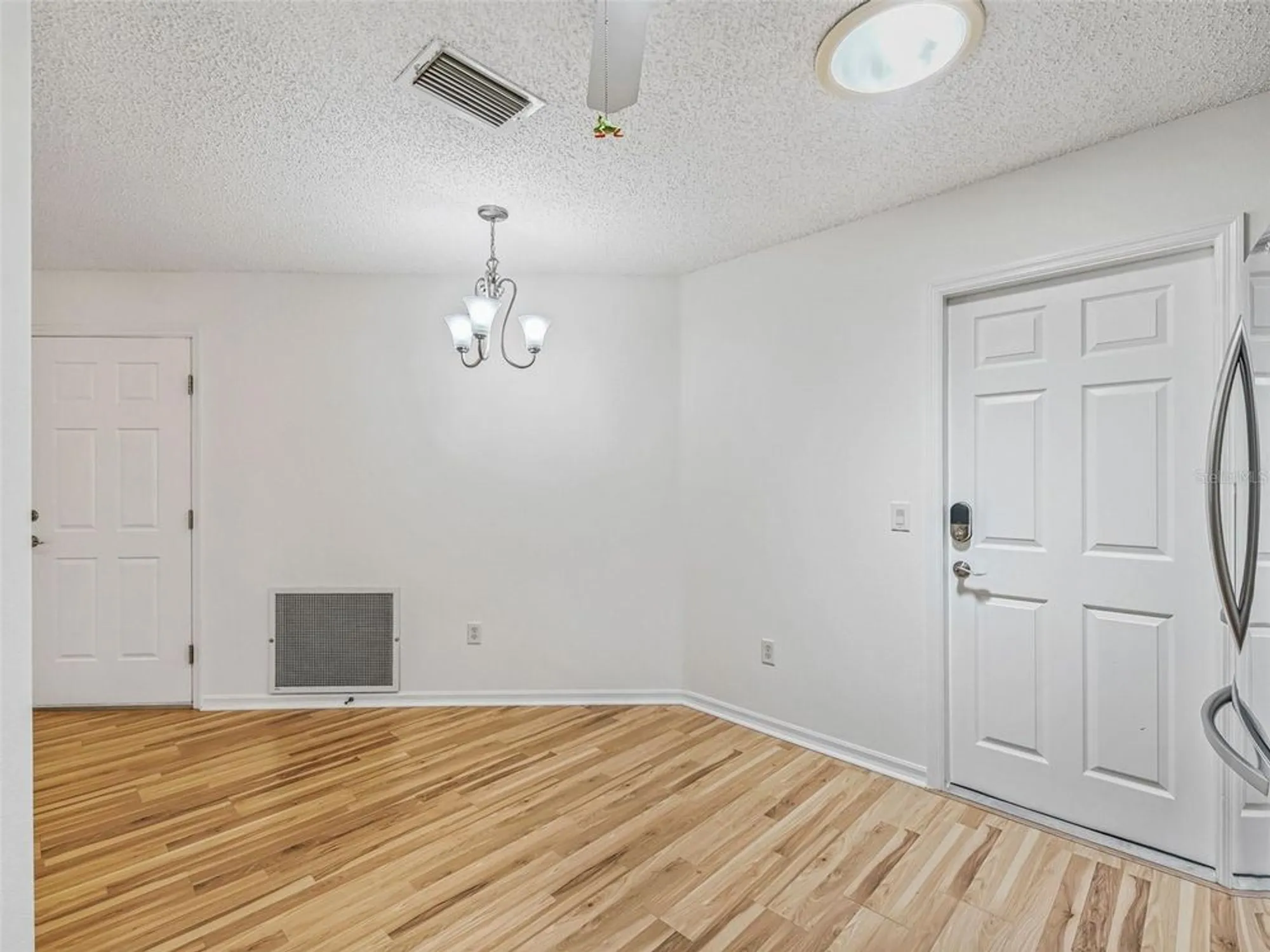 Property Slideshow image 9 of 47 | 3213 archer ave, The Villages, FL, 32162