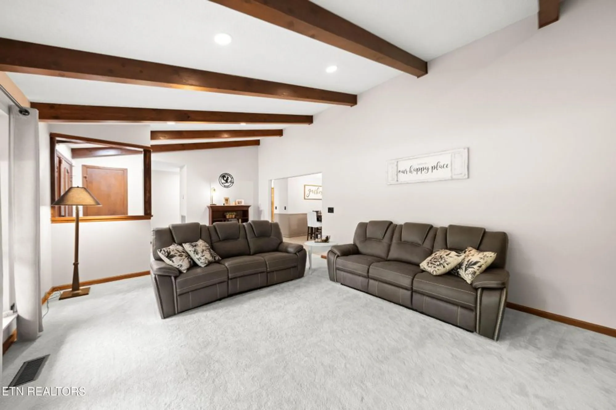 Property Slideshow image 13 of 51 | 182 delbridge ln, Crossville, TN, 38558