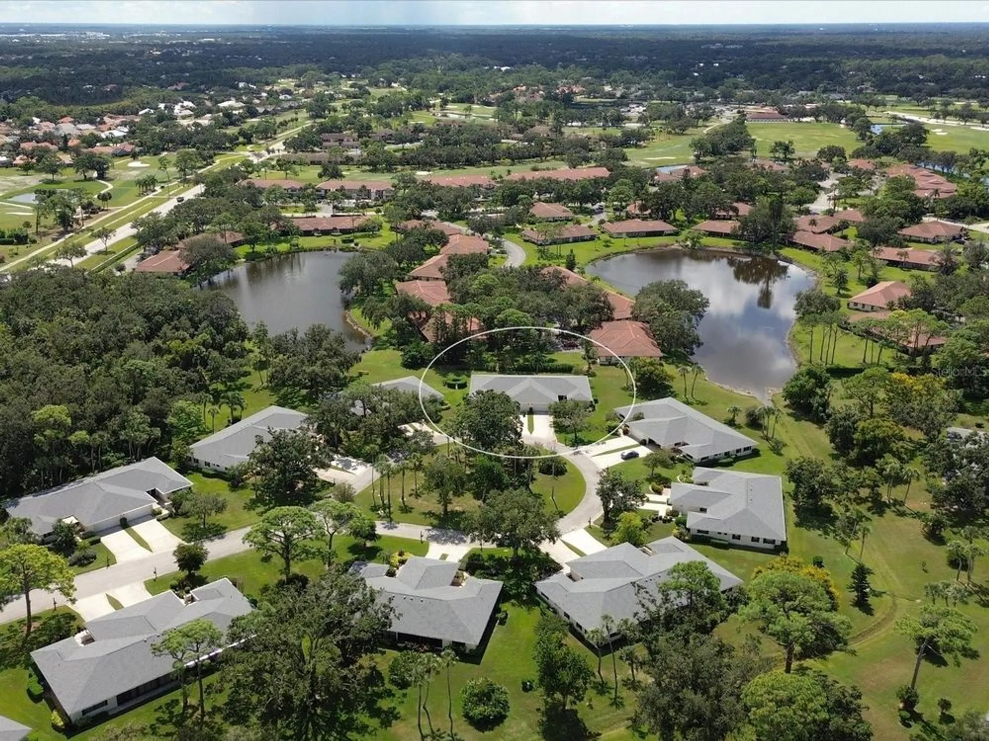 Property Slideshow image 5 of 51 | 7157 fairway bend cir, Sarasota, FL, 34243