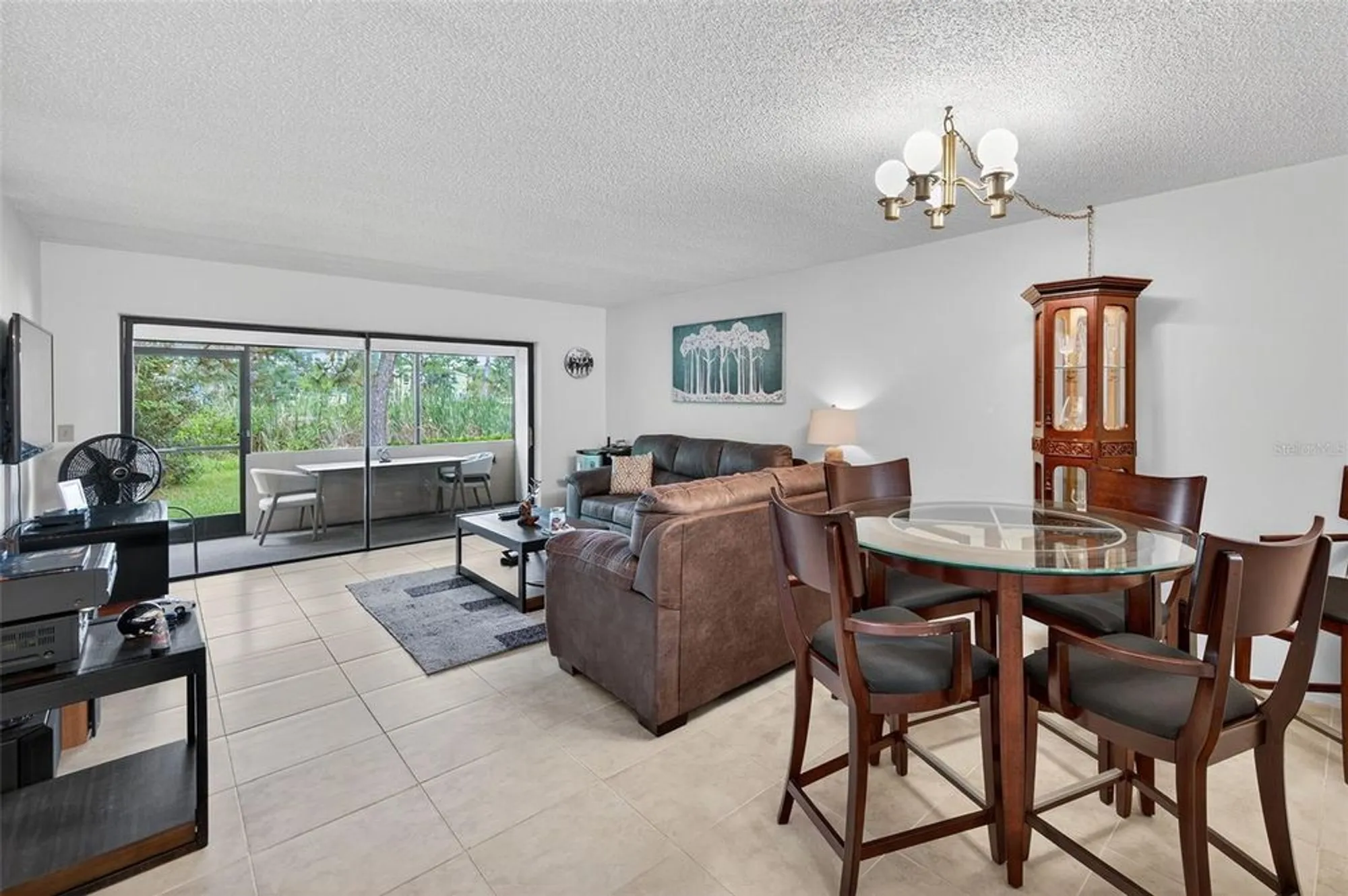 Property Slideshow image 8 of 29 | 2537 royal pines cir # 19d, Clearwater, FL, 33763