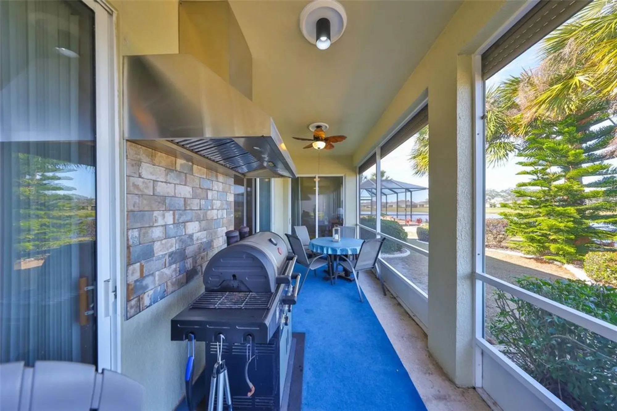 Property Slideshow image 24 of 35 | 1031 emerald dunes dr, Sun City Center, FL, 33573