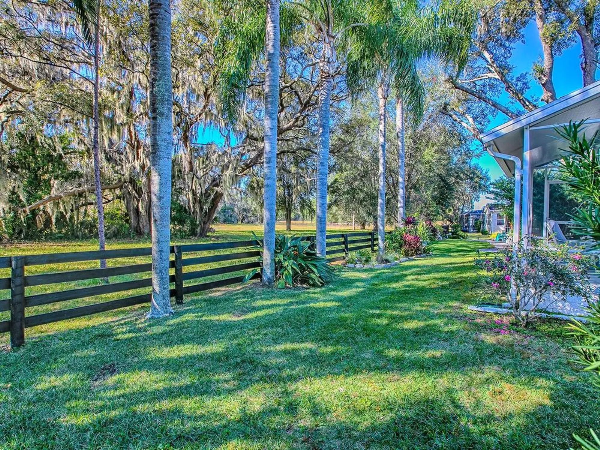 Property Slideshow image 6 of 39 | 1216 chaparral dr # 19, The Villages, FL, 32159