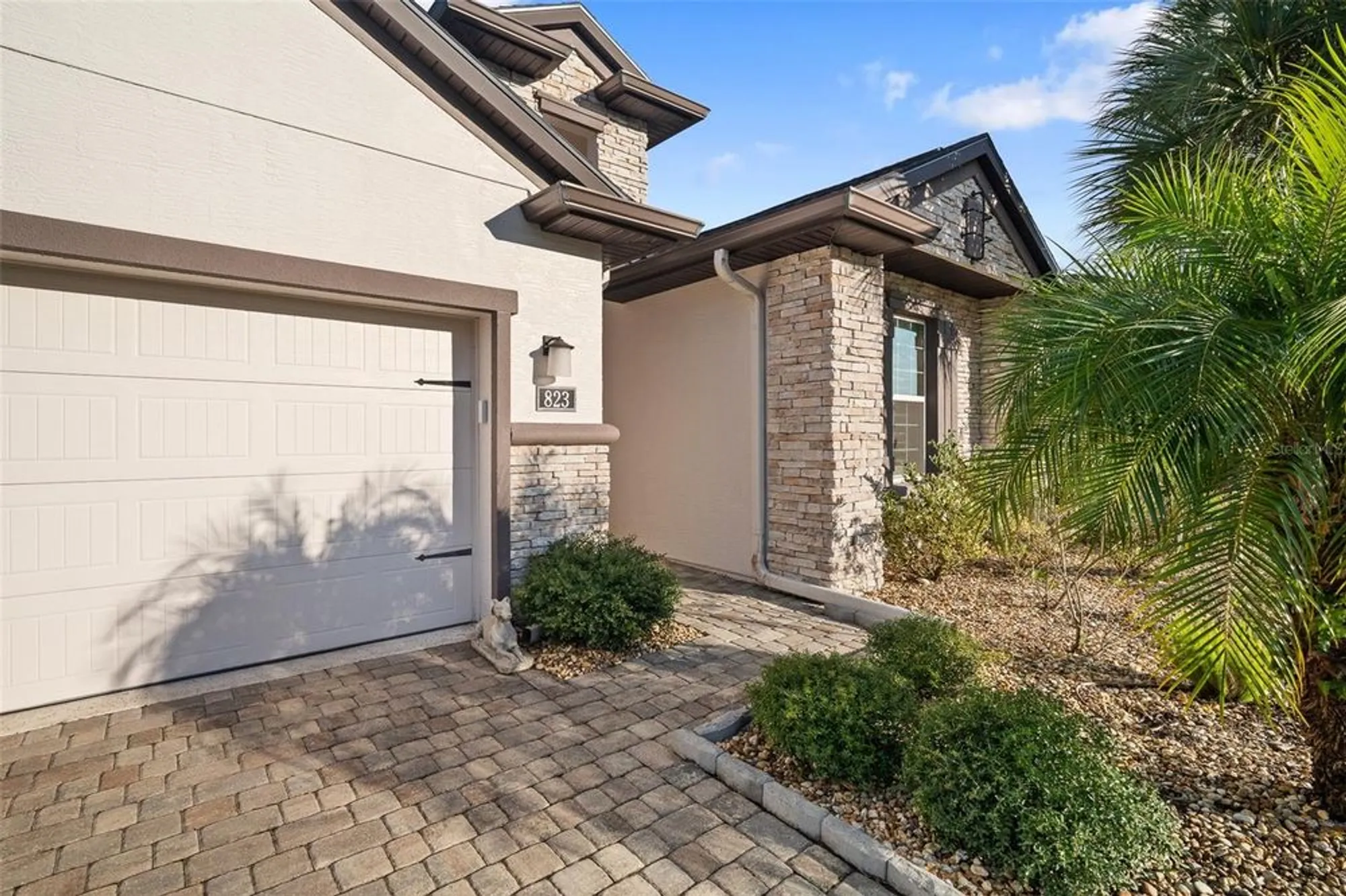 Property Slideshow image 6 of 65 | 823 creekwood dr, Ormond Beach, FL, 32174