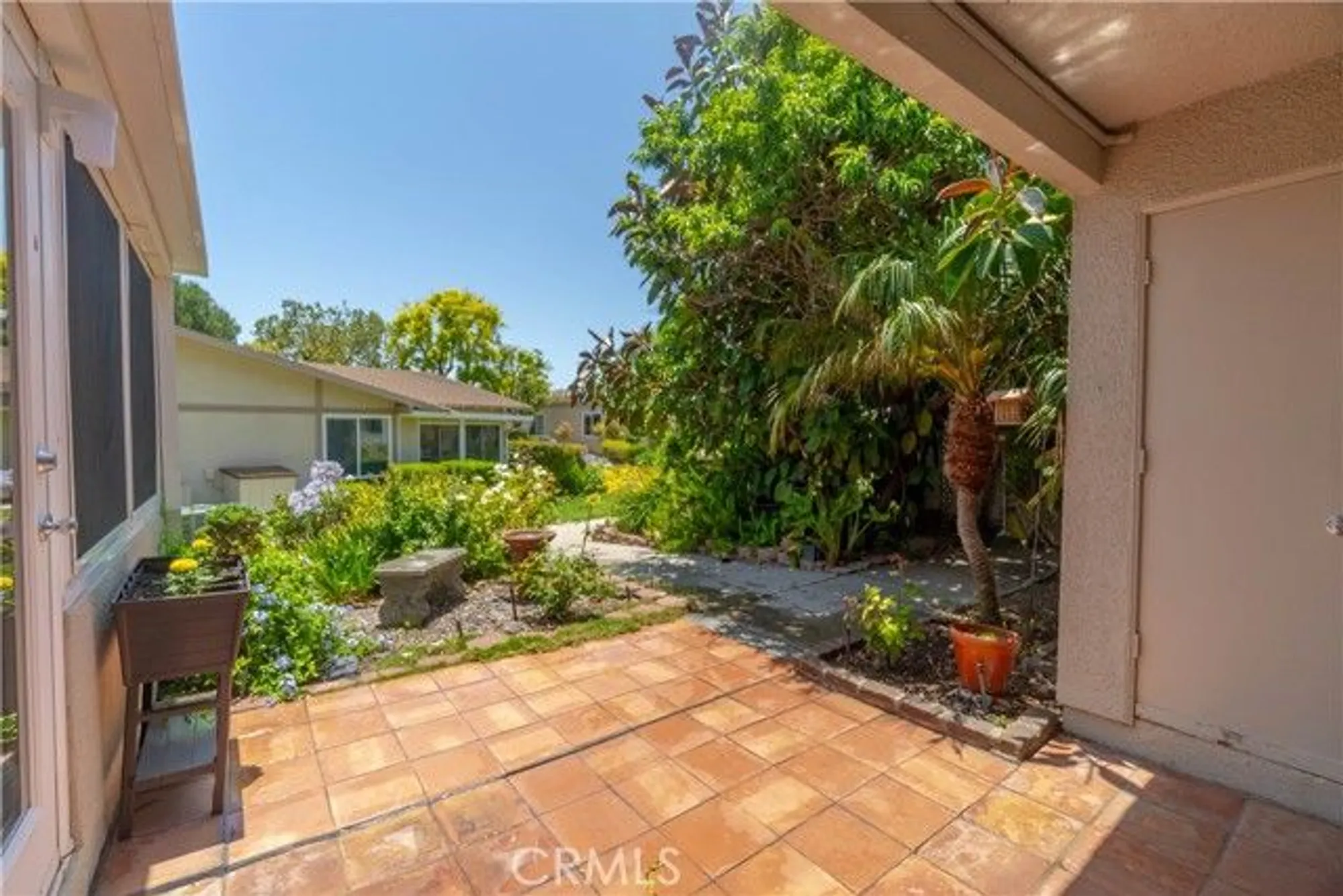 Property Slideshow image 7 of 25 | 394 avenida castilla f, Laguna Woods, CA, 92637