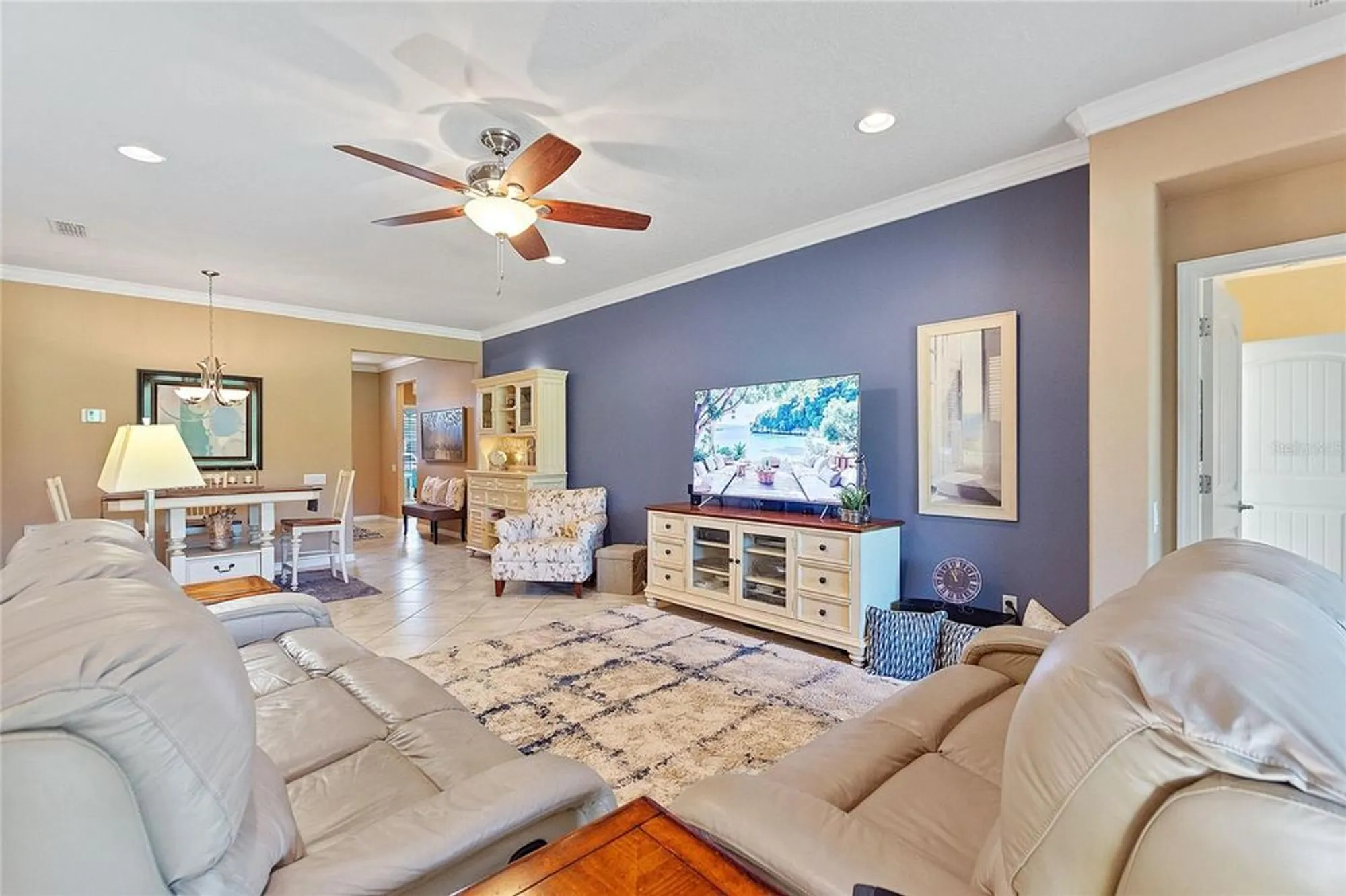 Property Slideshow image 23 of 67 | 145 del sol ave, Davenport, FL, 33837
