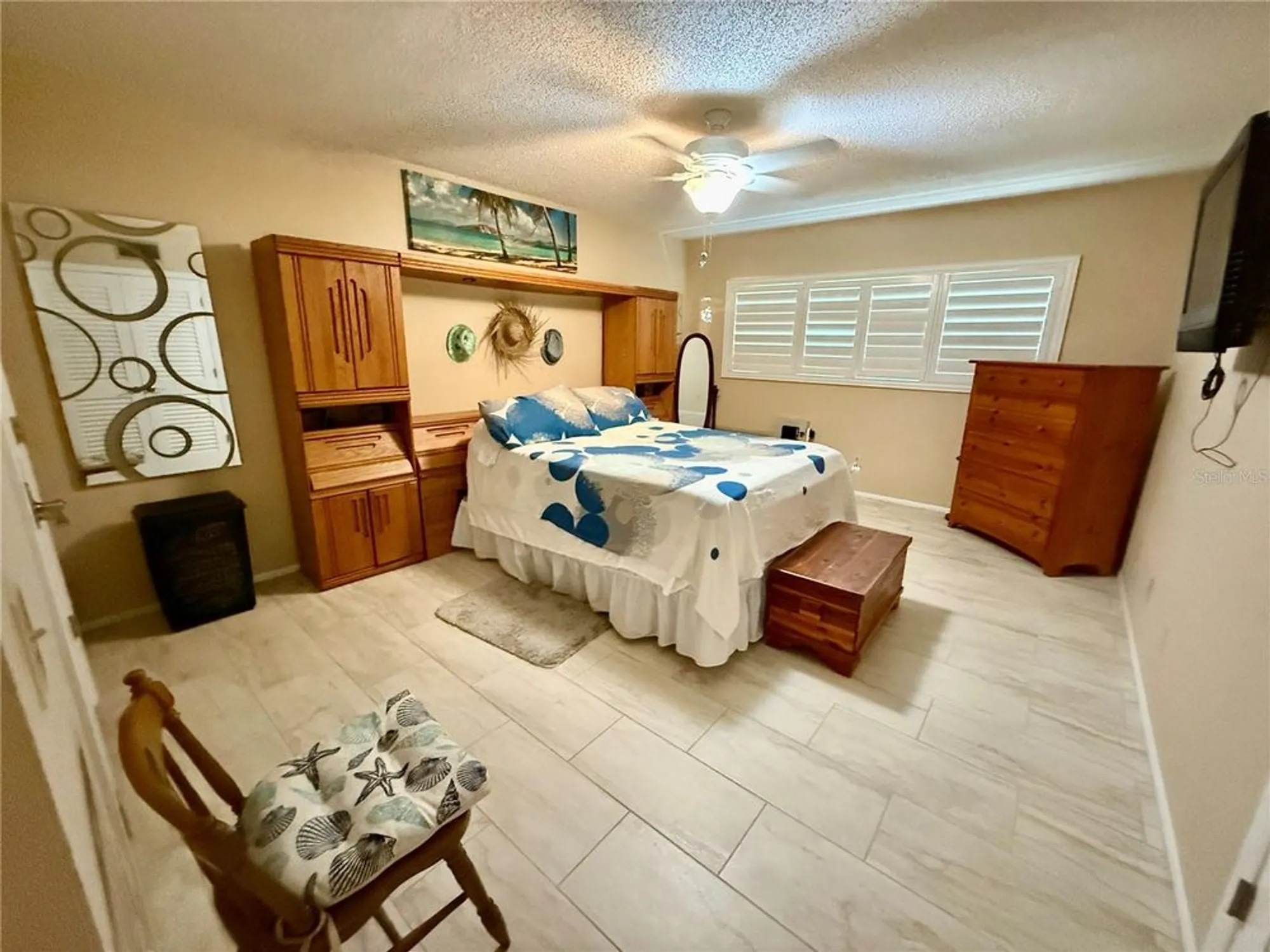 Property Slideshow image 13 of 49 | 2293 swedish dr 21, Clearwater, FL, 33763