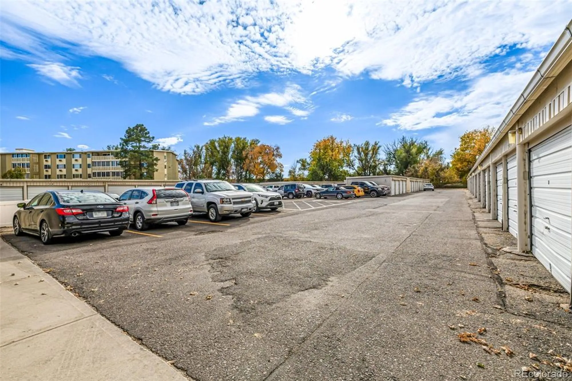 Property Slideshow image 7 of 34 | 635 s alton way 2b, Denver, CO, 80247