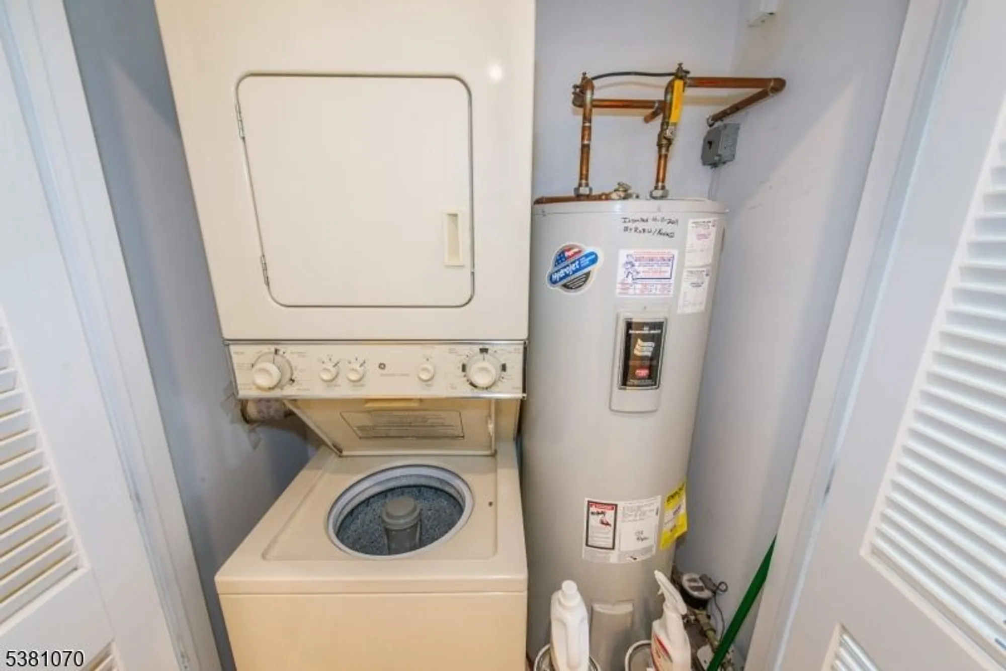 Property Slideshow image 22 of 32 | 2 richmond rd apt 210 210, West Milford, NJ, 07480