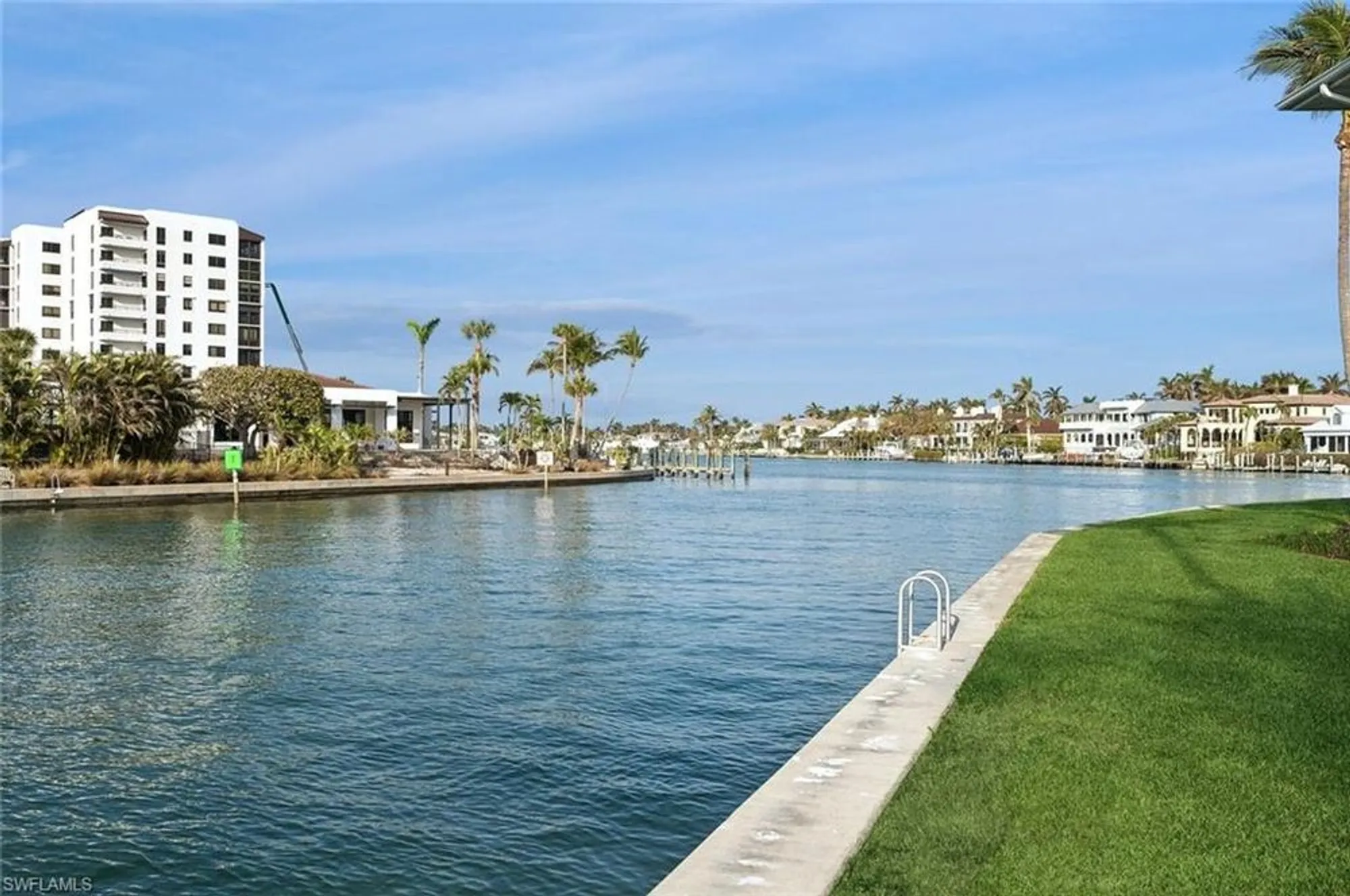 Property Slideshow image 22 of 28 | 2246 gulf shore blvd l2, Naples, FL, 34102