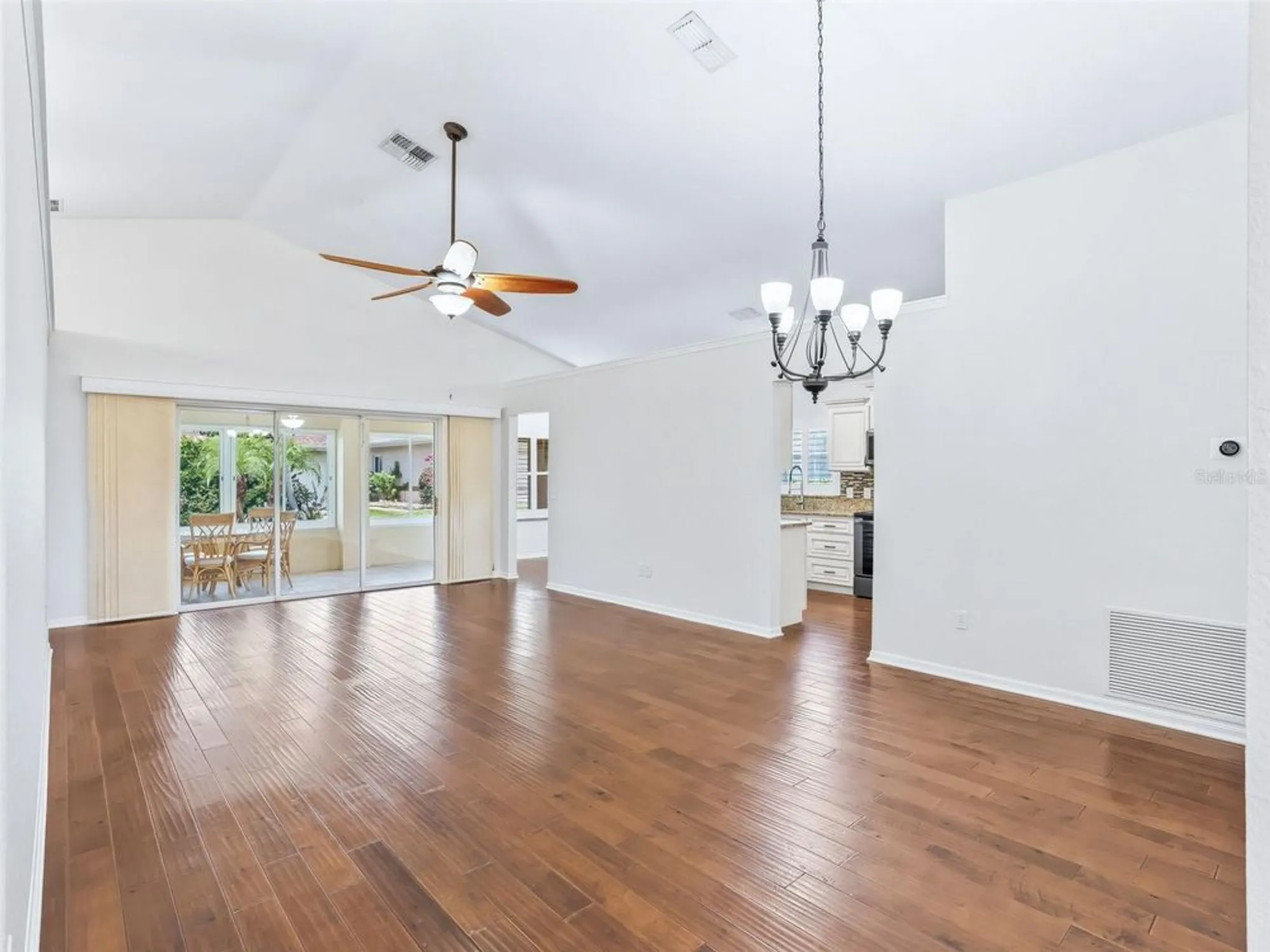 Property Slideshow image 9 of 62 | 17577 se 112th ave, Summerfield, FL, 34491