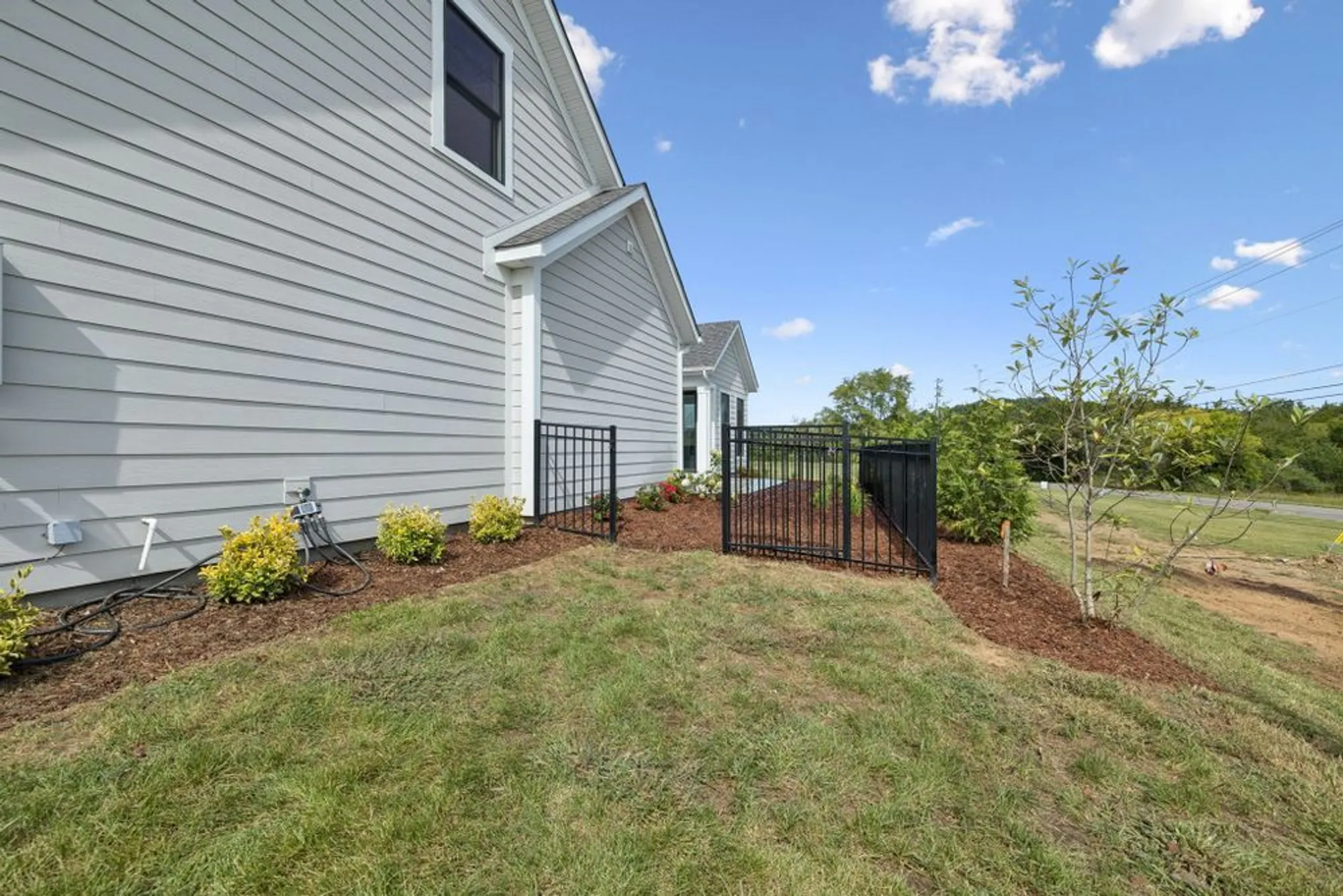 Property Slideshow image 11 of 69 | 504 restoration dr, Smyrna, TN, 37167