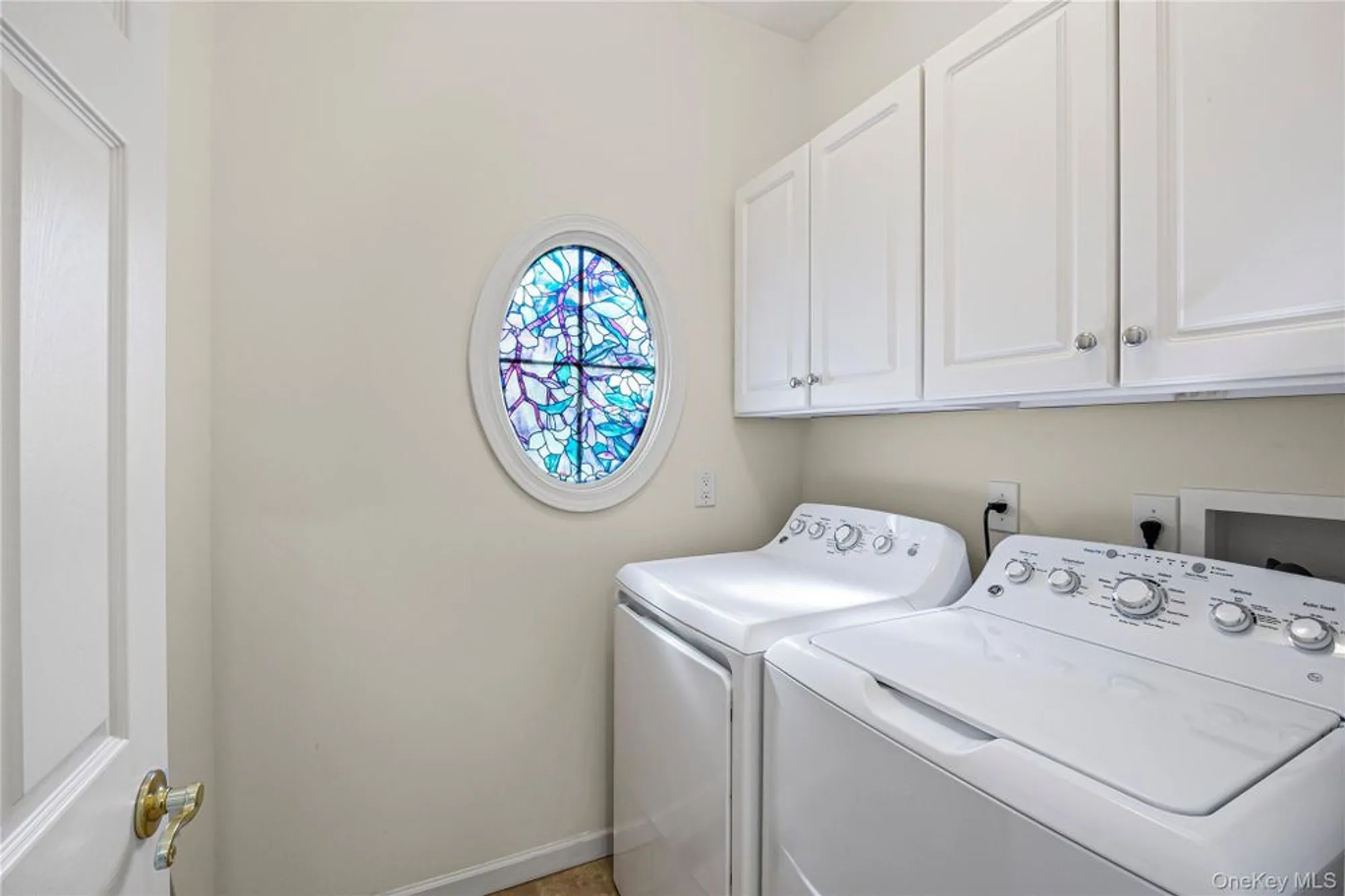 Property Slideshow image 29 of 32 | 48 avery ln, Miller Place, NY, 11764