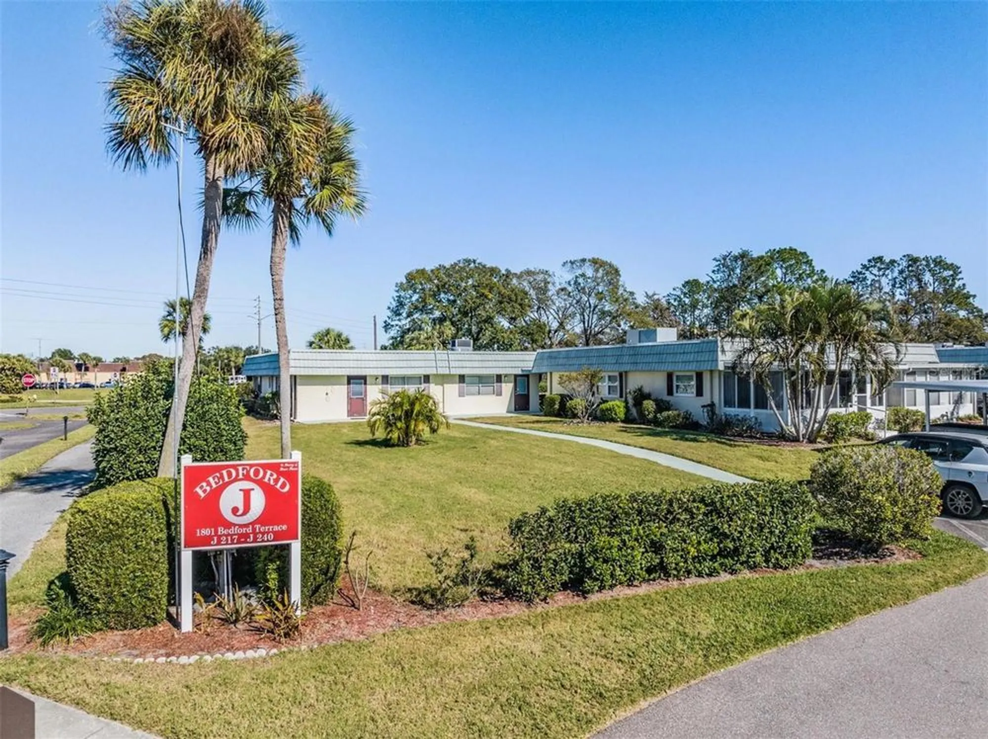 Property Slideshow image 54 of 62 | 2335 e del webb blvd, Sun City Center, FL, 33573