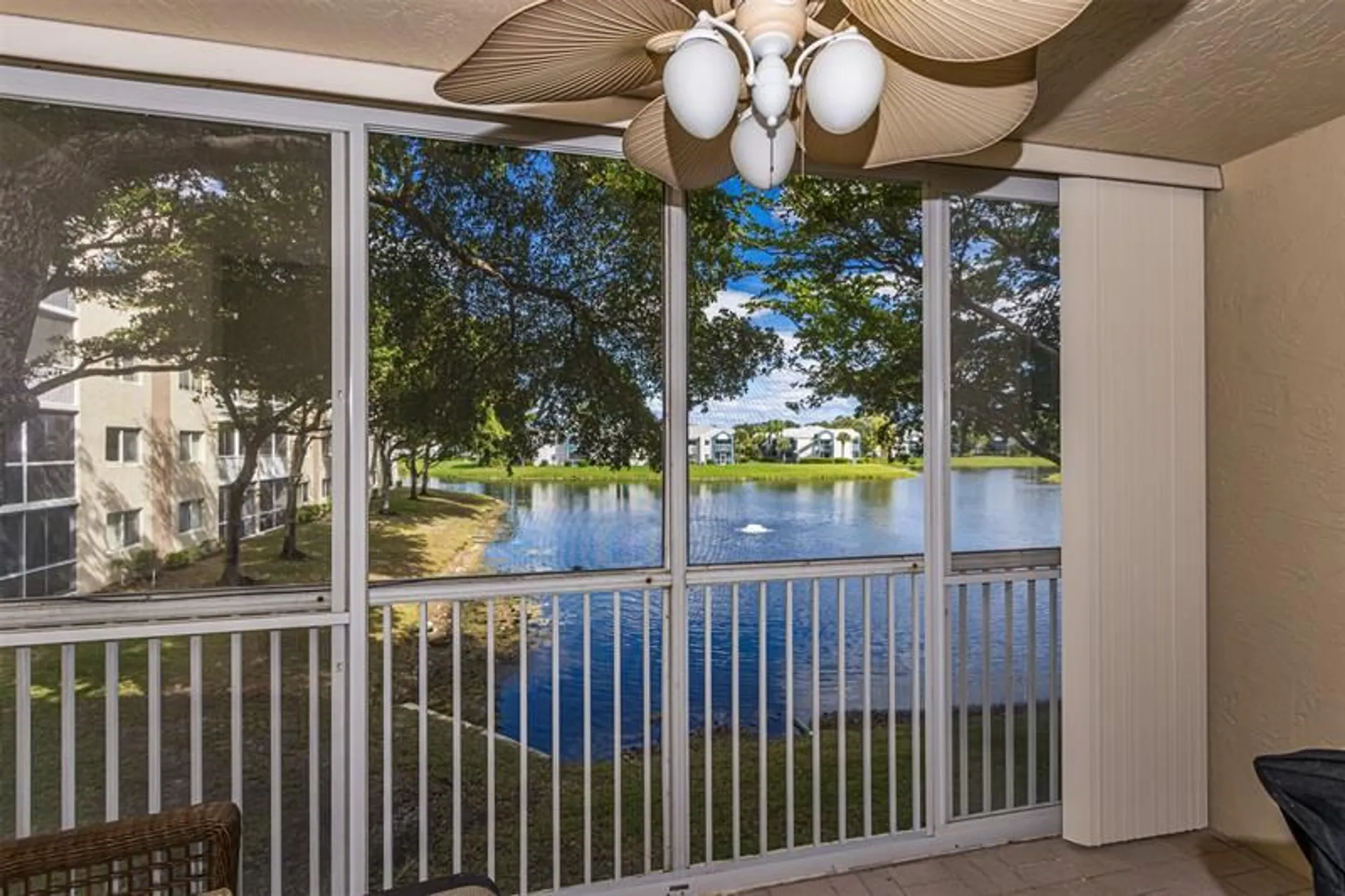 Property Slideshow image 24 of 33 | 9539 weldon cir f201, Tamarac, FL, 33321