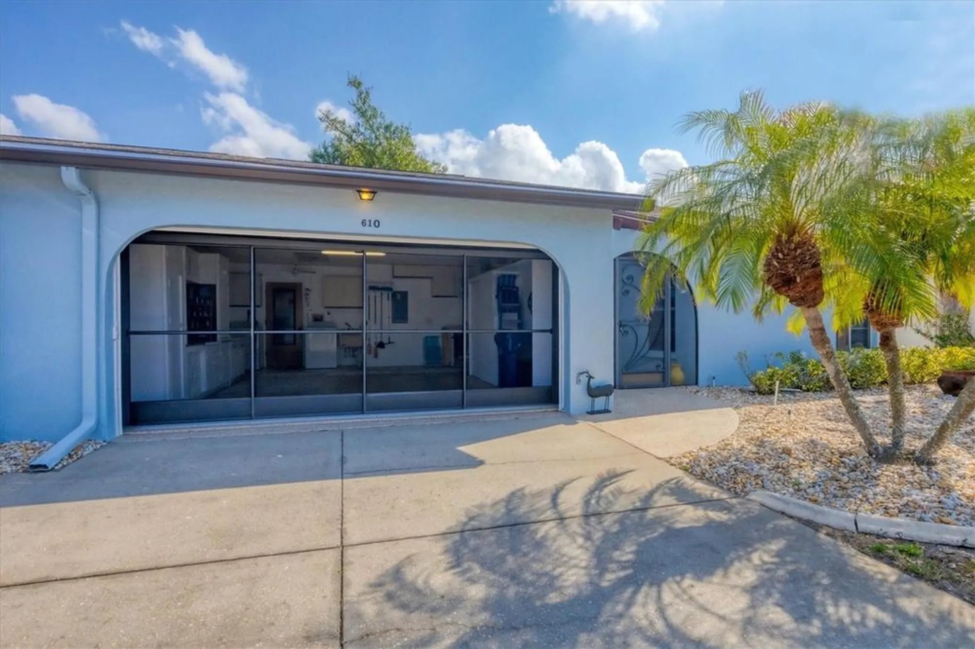 Property Slideshow image 3 of 100 | 610 apple ln, Englewood, FL, 34223