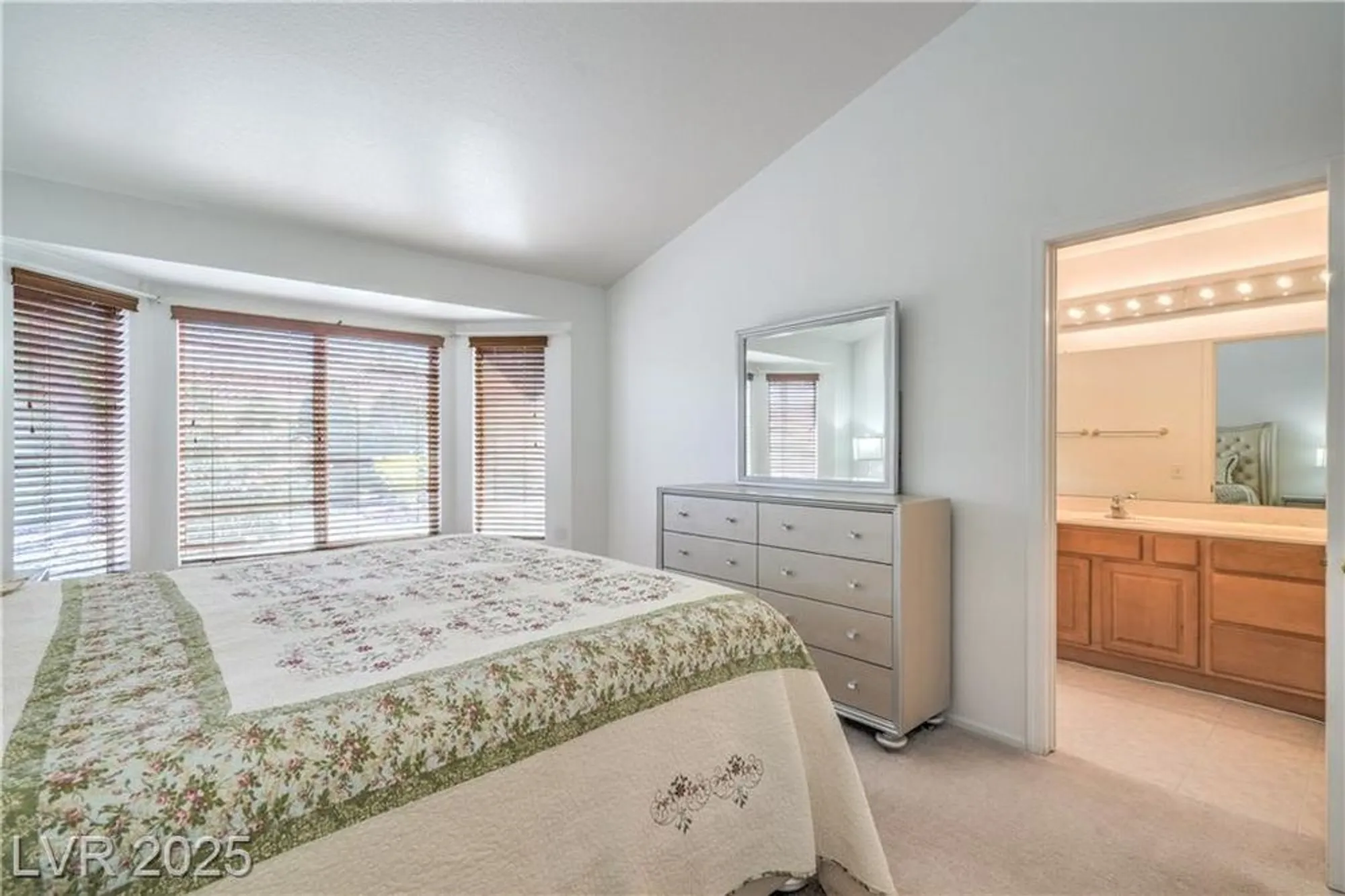 Property Slideshow image 19 of 34 | 8509 festival dr, Las Vegas, NV, 89134