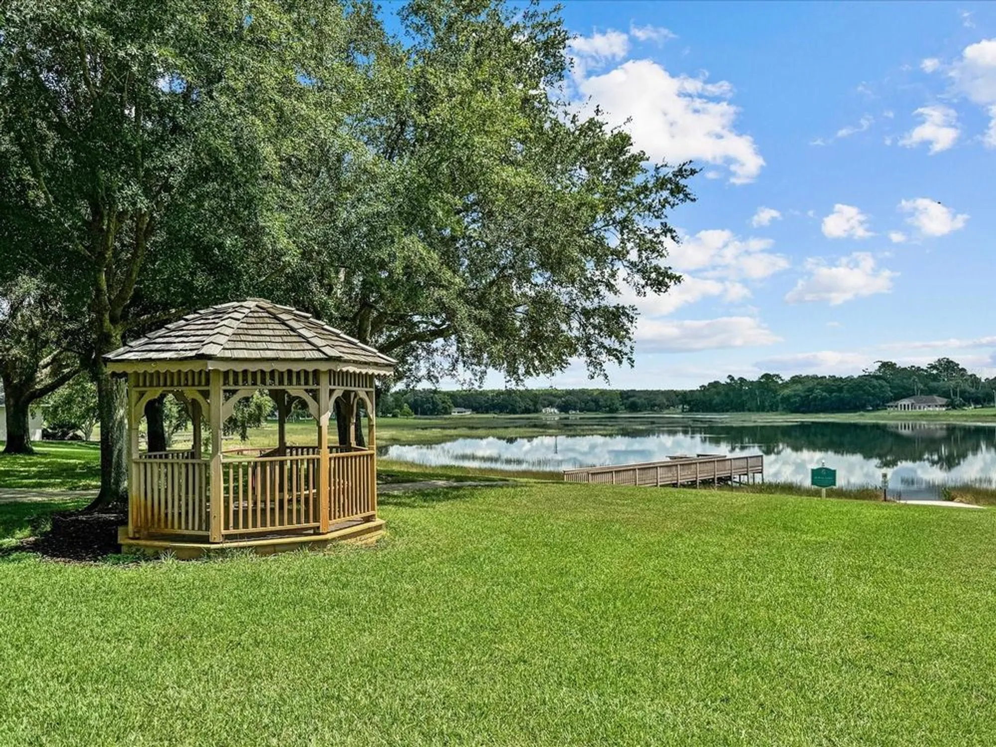 Property Slideshow image 39 of 46 | 21523 queen anne ct, Leesburg, FL, 34748