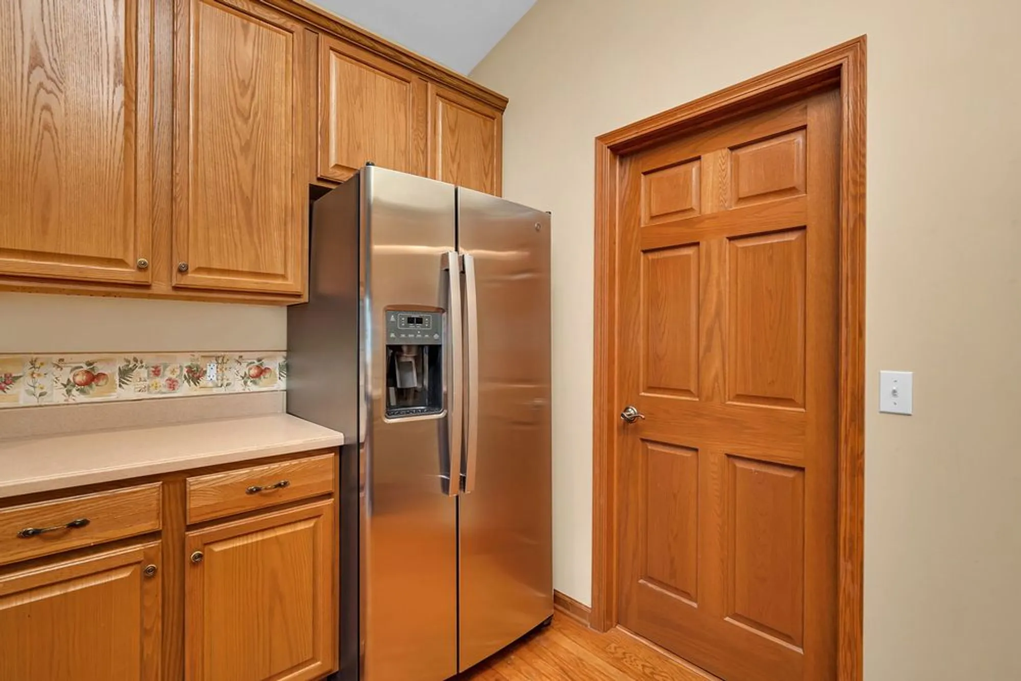 Property Slideshow image 13 of 28 | 746 s mecosta ln, Romeoville, IL, 60446