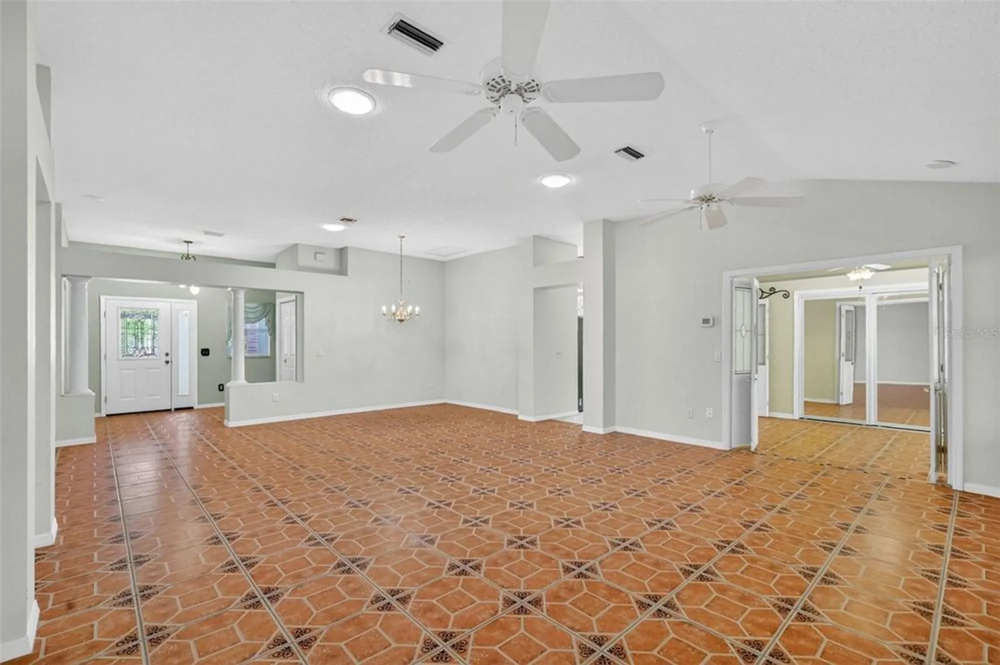 Property Slideshow image 13 of 35 | 318 del mar dr, The Villages, FL, 32159