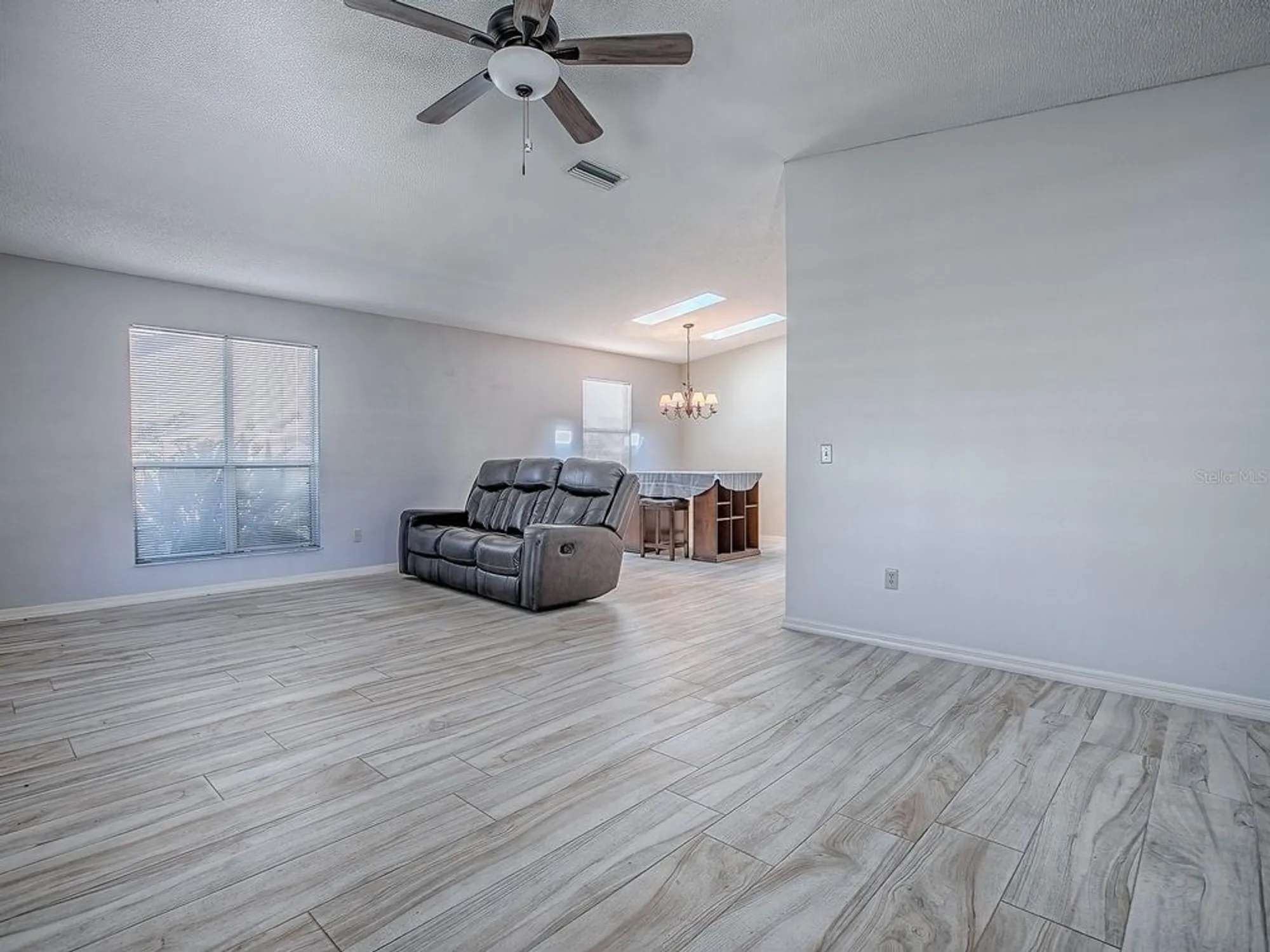 Property Slideshow image 12 of 44 | 1133 del toro dr, The Villages, FL, 32159