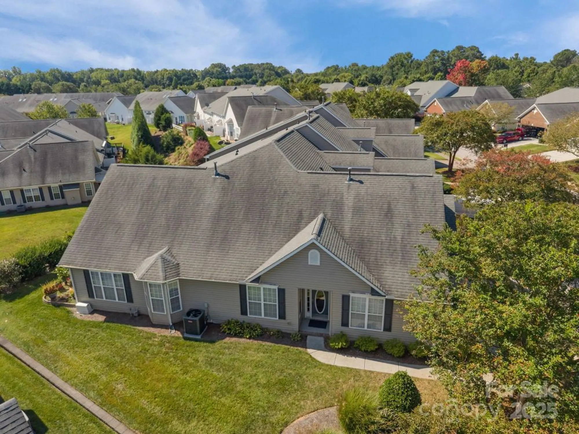 Property Slideshow image 36 of 44 | 253 garnet ct, Fort Mill, SC, 29708