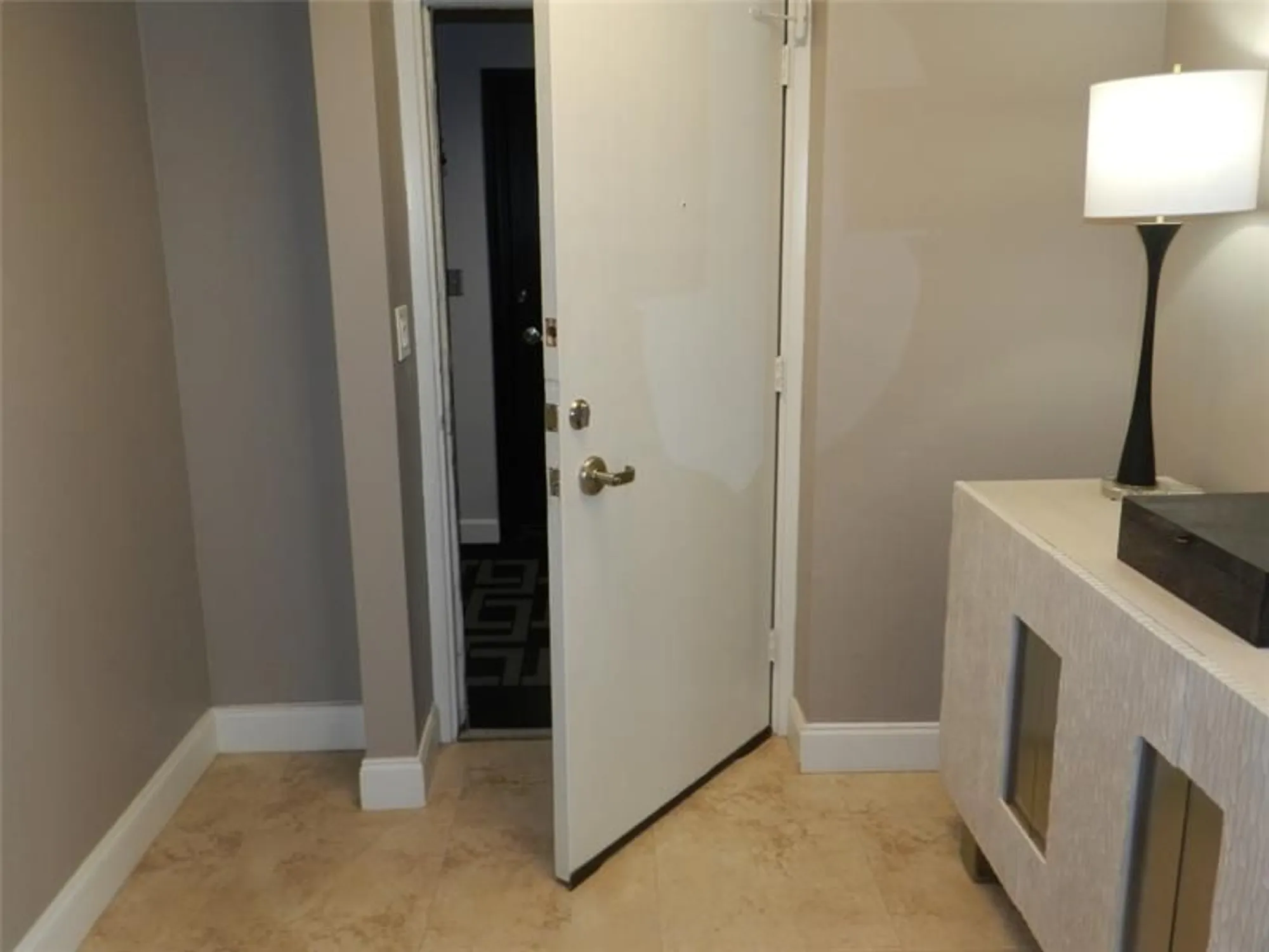 Property Slideshow image 17 of 34 | 3200 ne 36th st apt 1612a, Fort Lauderdale, FL, 33308