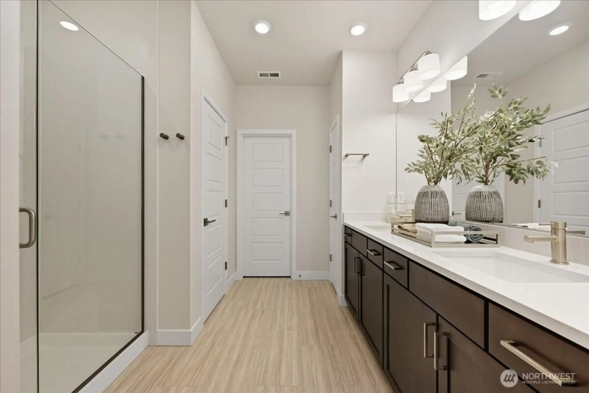 Property Slideshow image 17 of 20 | 14822 207th ave e unit e, Bonney Lake, WA, 98391