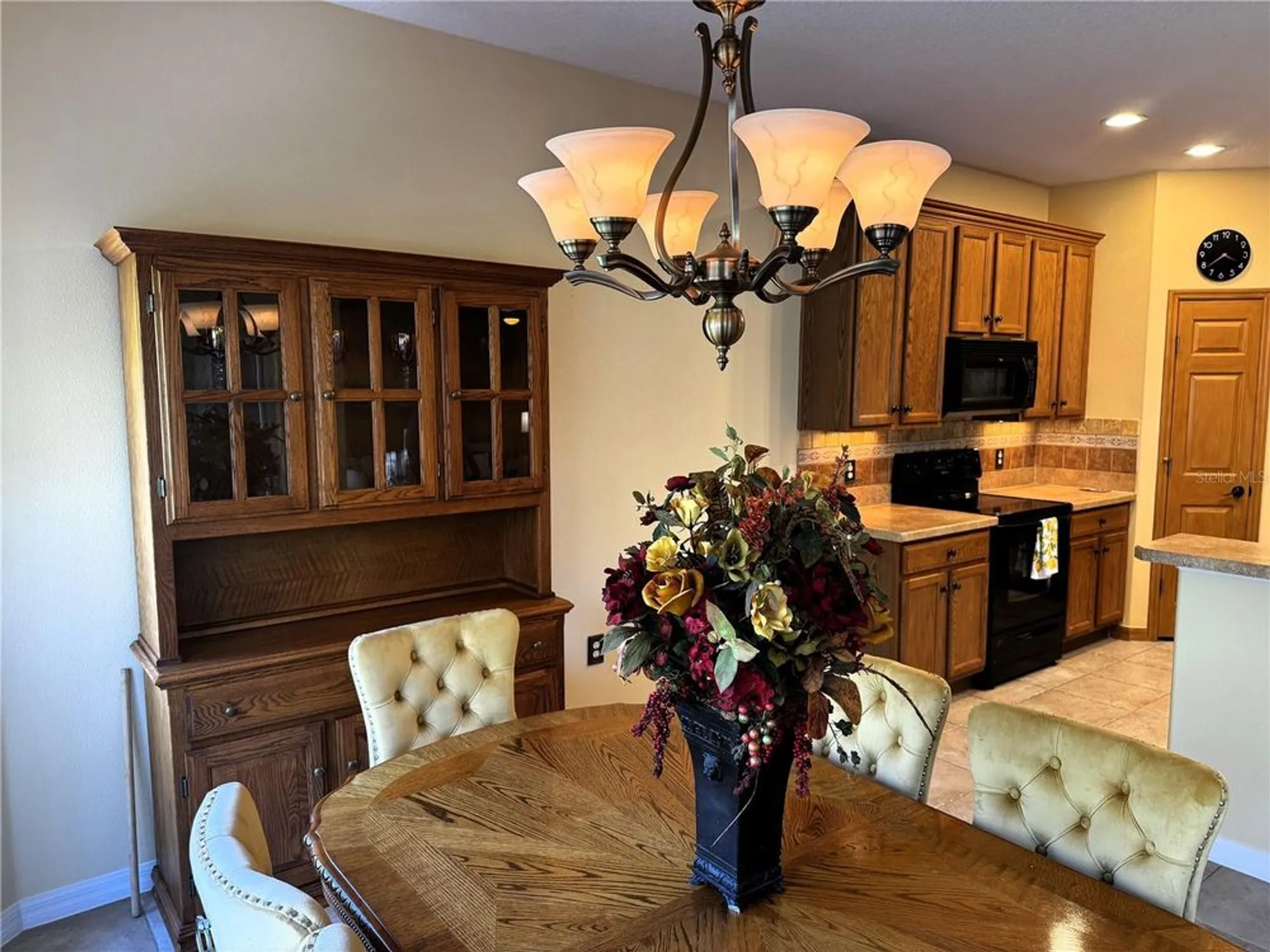 Property Slideshow image 21 of 68 | 100 vizcaya ct, Poinciana, FL, 34759