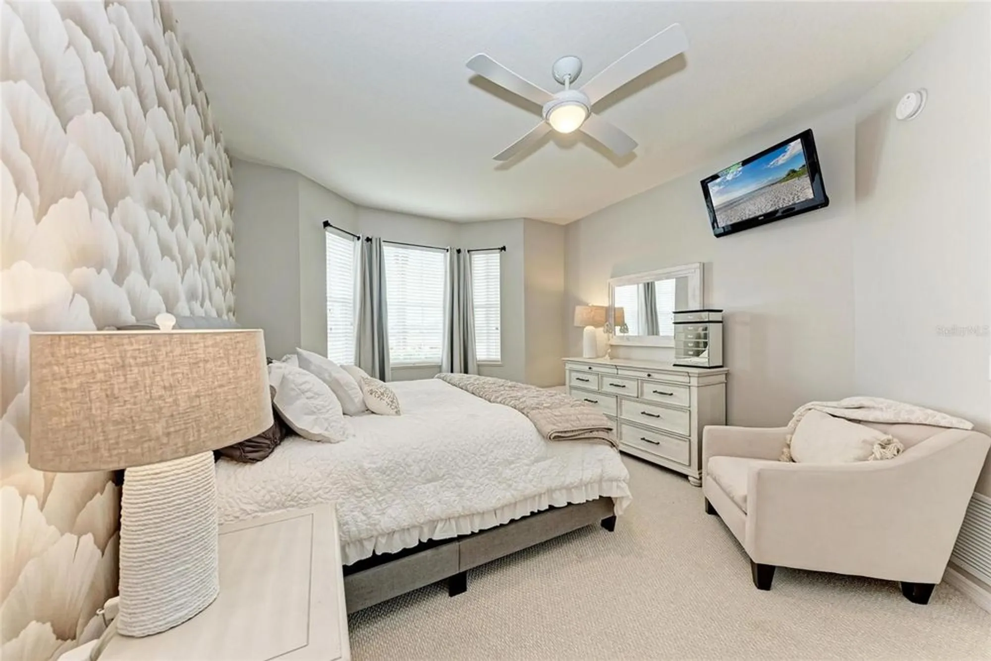 Property Slideshow image 24 of 43 | 119 woodbridge dr 103, Venice, FL, 34293