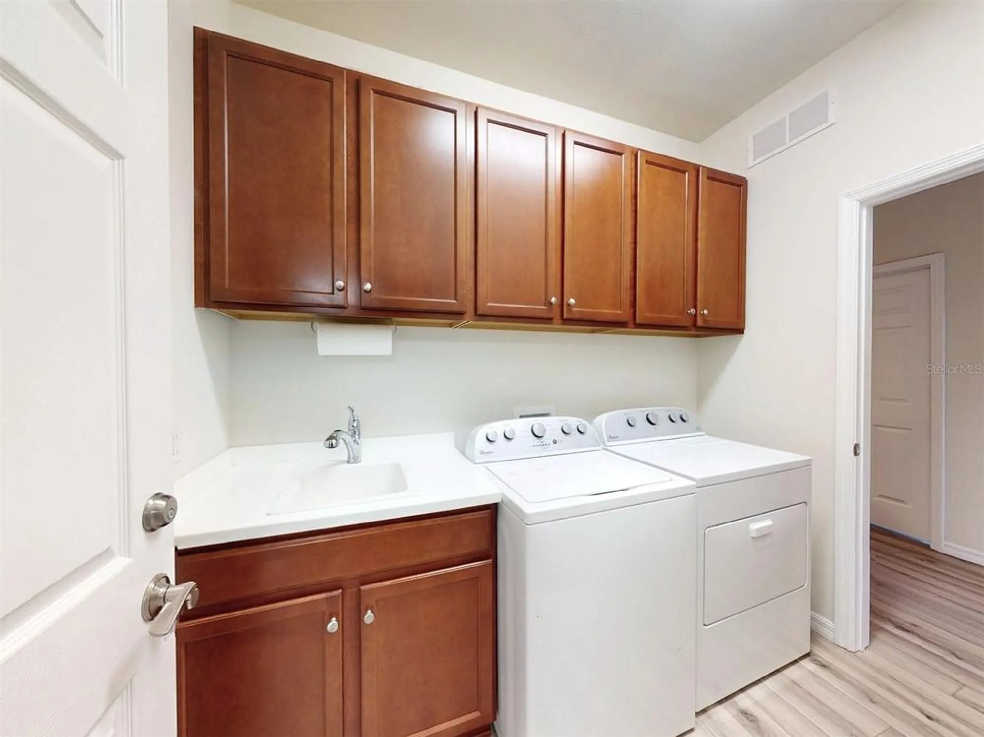 Property Slideshow image 45 of 85 | 2476 daisy dr, North Port, FL, 34289