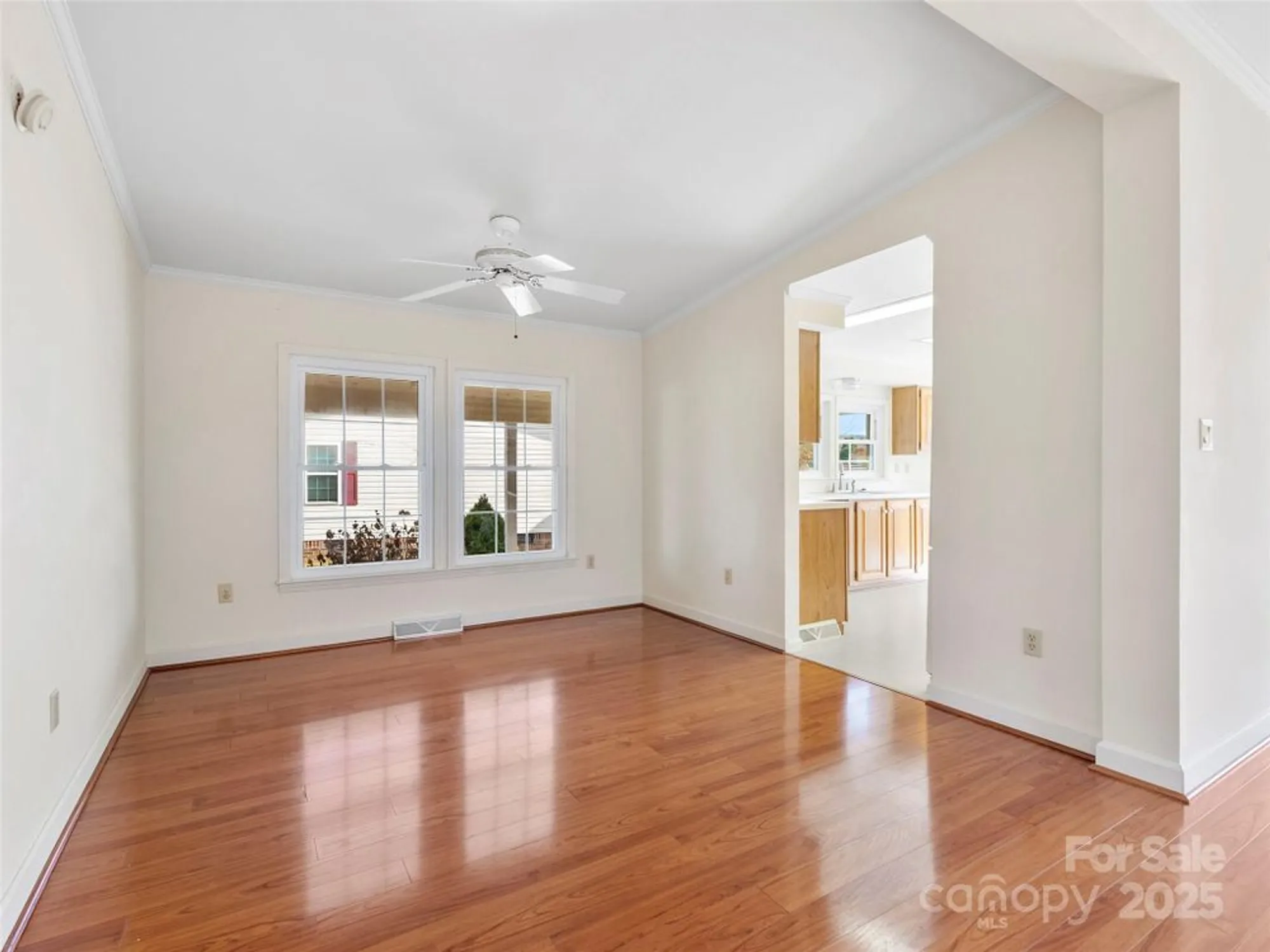 Property Slideshow image 8 of 19 | 233 white ash cir, Hendersonville, NC, 28739