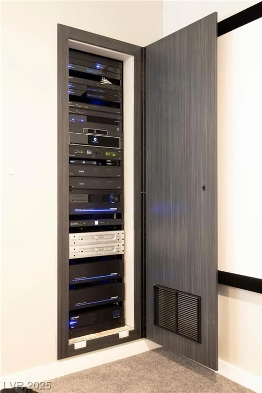 Property Slideshow image 26 of 65 | 37 reflection shores ln, Henderson, NV, 89011